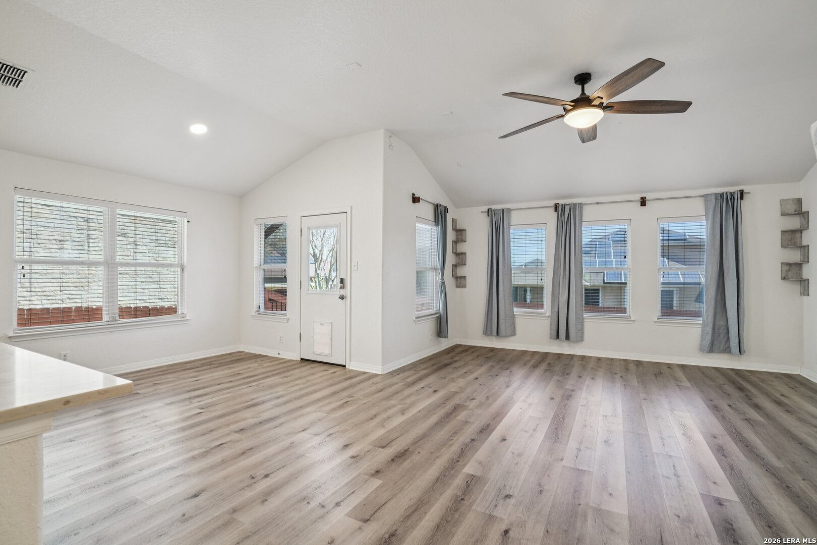 450 Turnberry