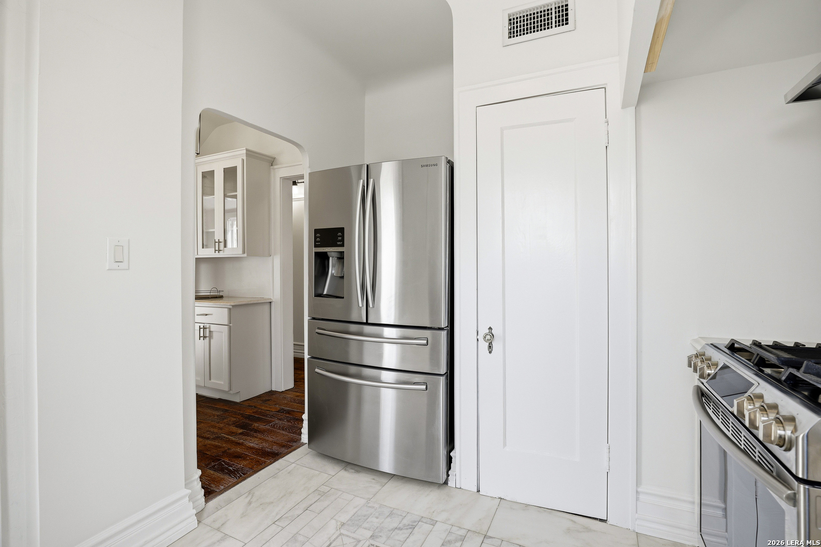 162 Davis Ct