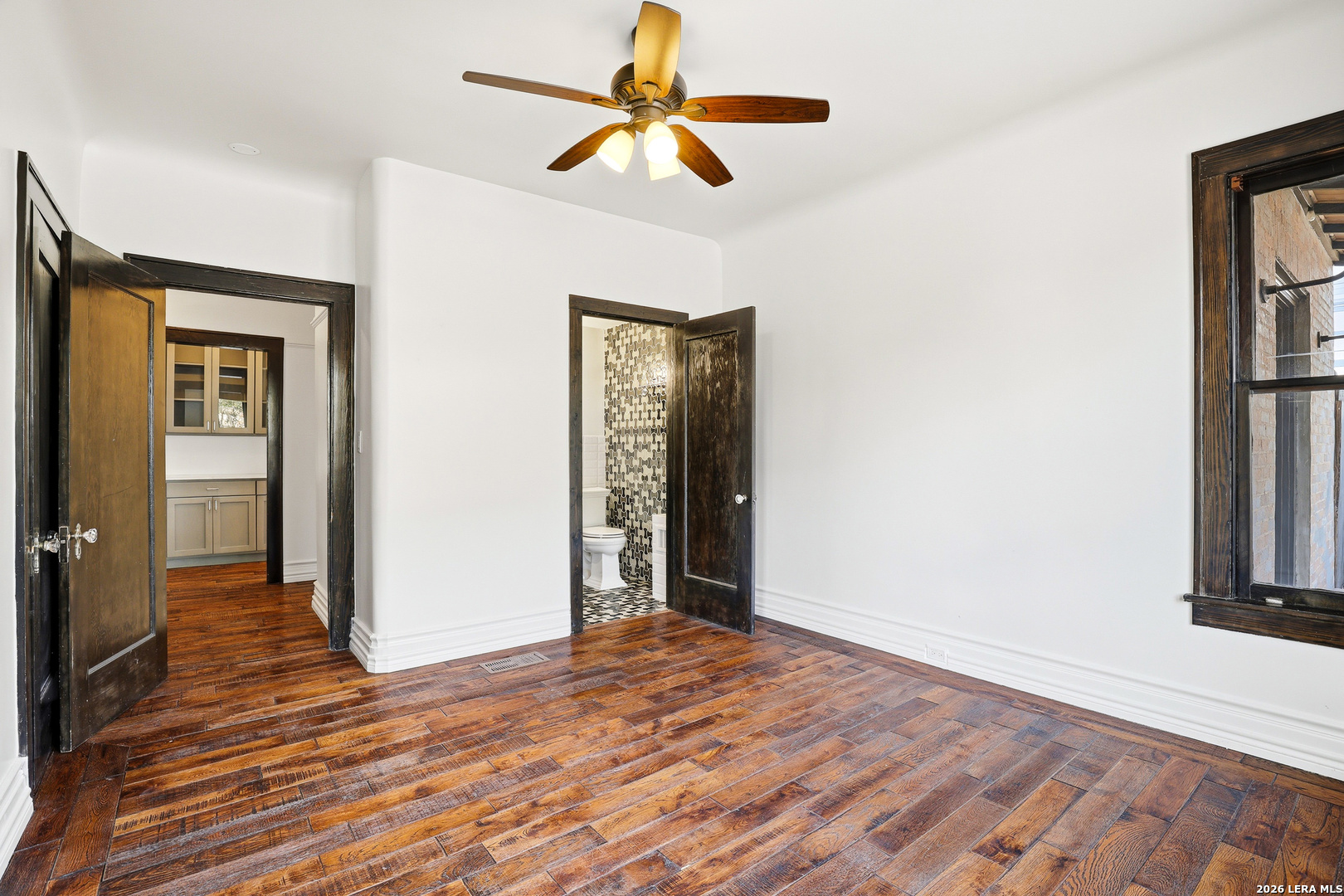 162 Davis Ct