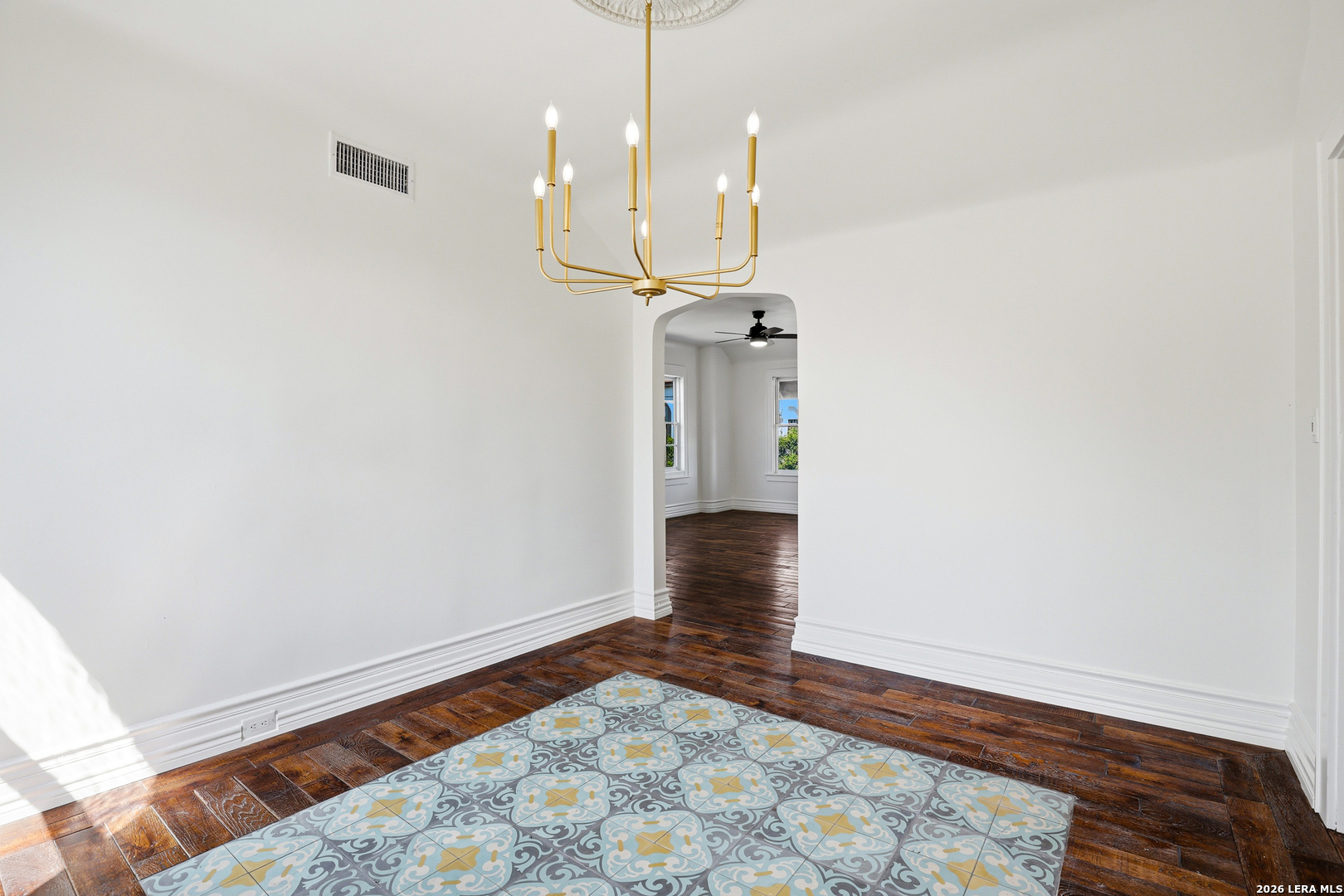 162 Davis Ct