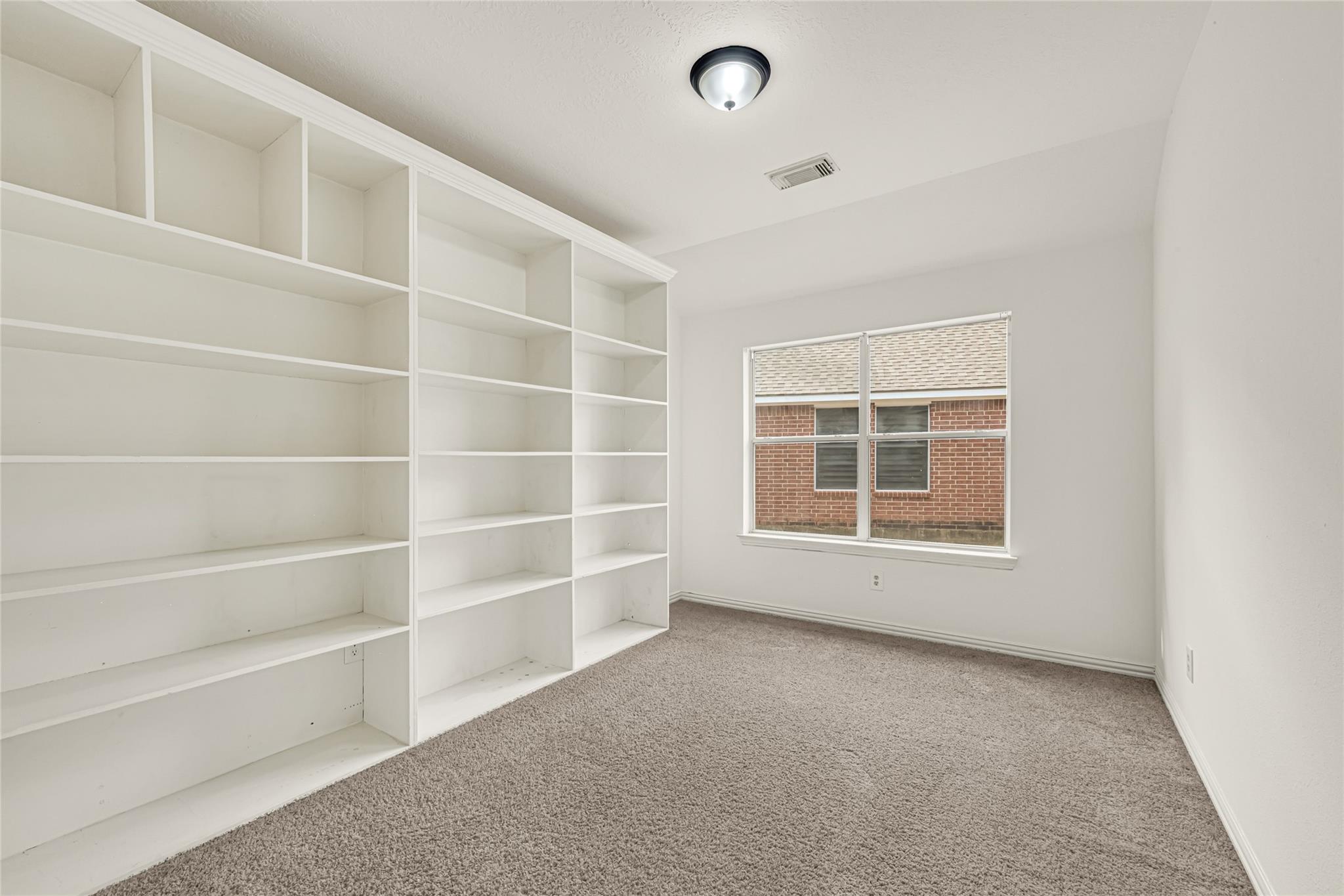 7102 Hollow Field Lane