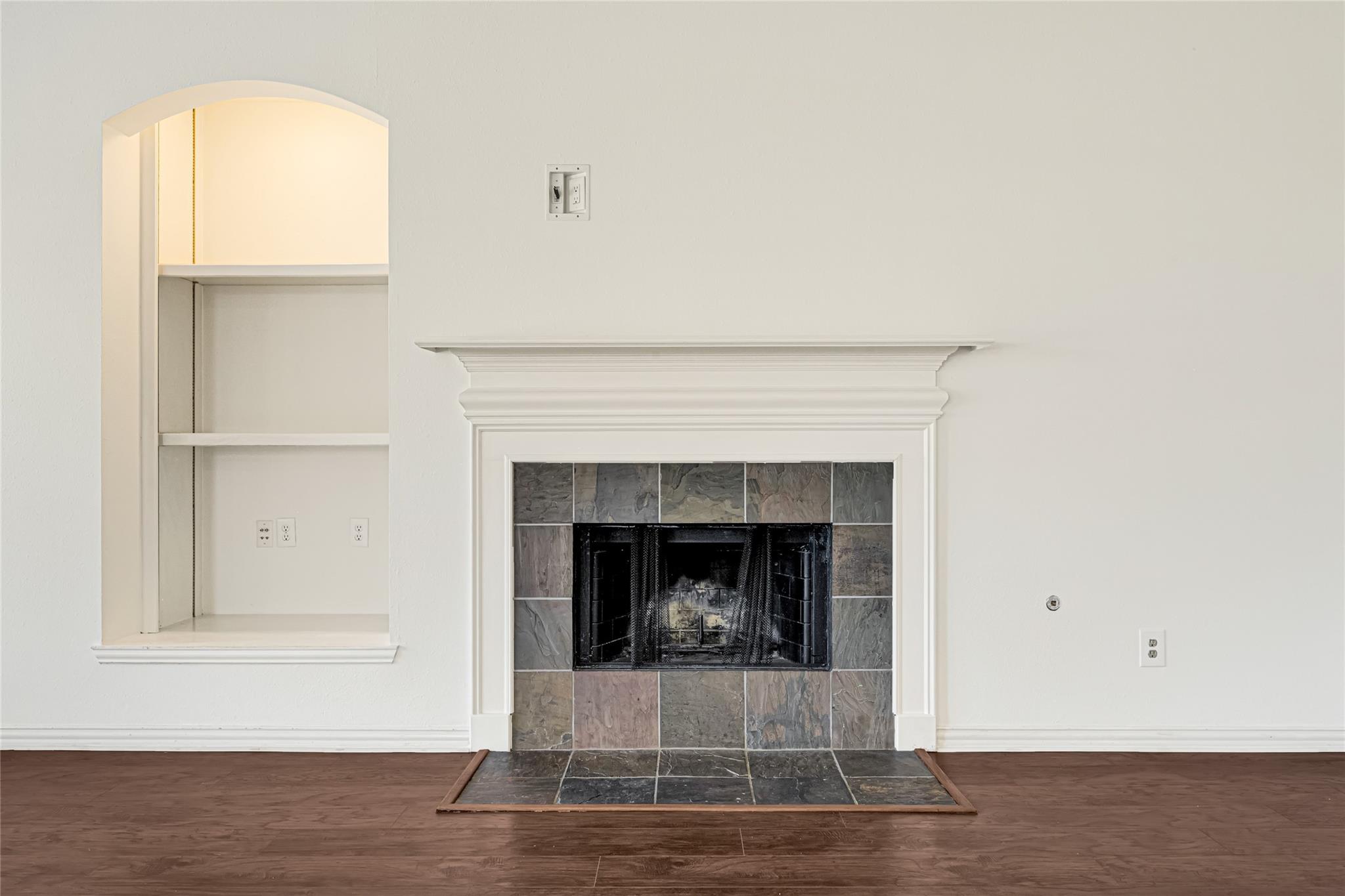7102 Hollow Field Lane