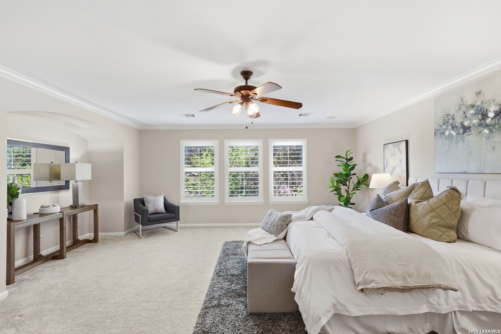831 Queens Oak