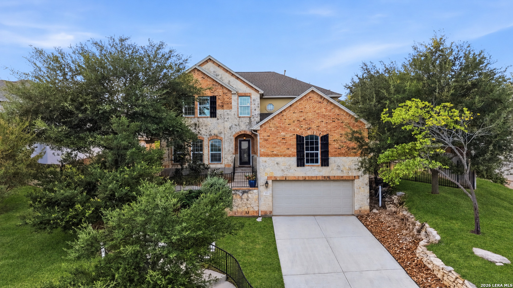 831 Queens Oak