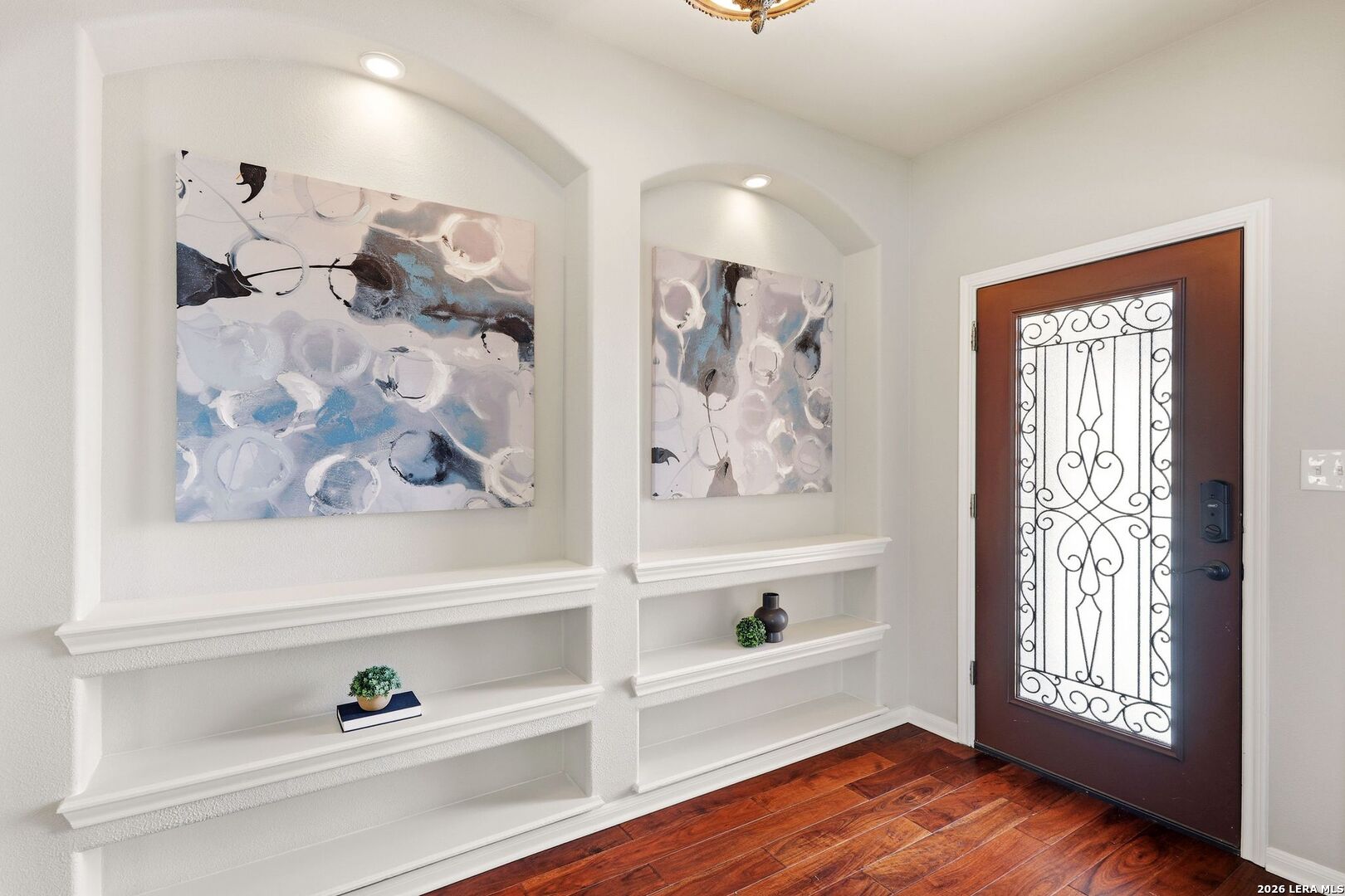831 Queens Oak