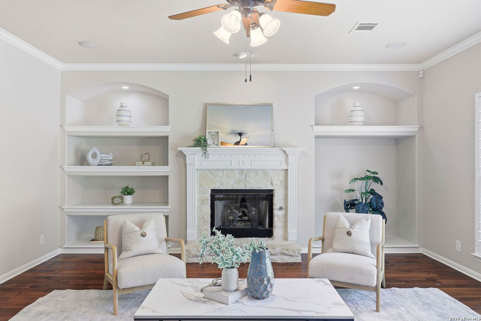 831 Queens Oak