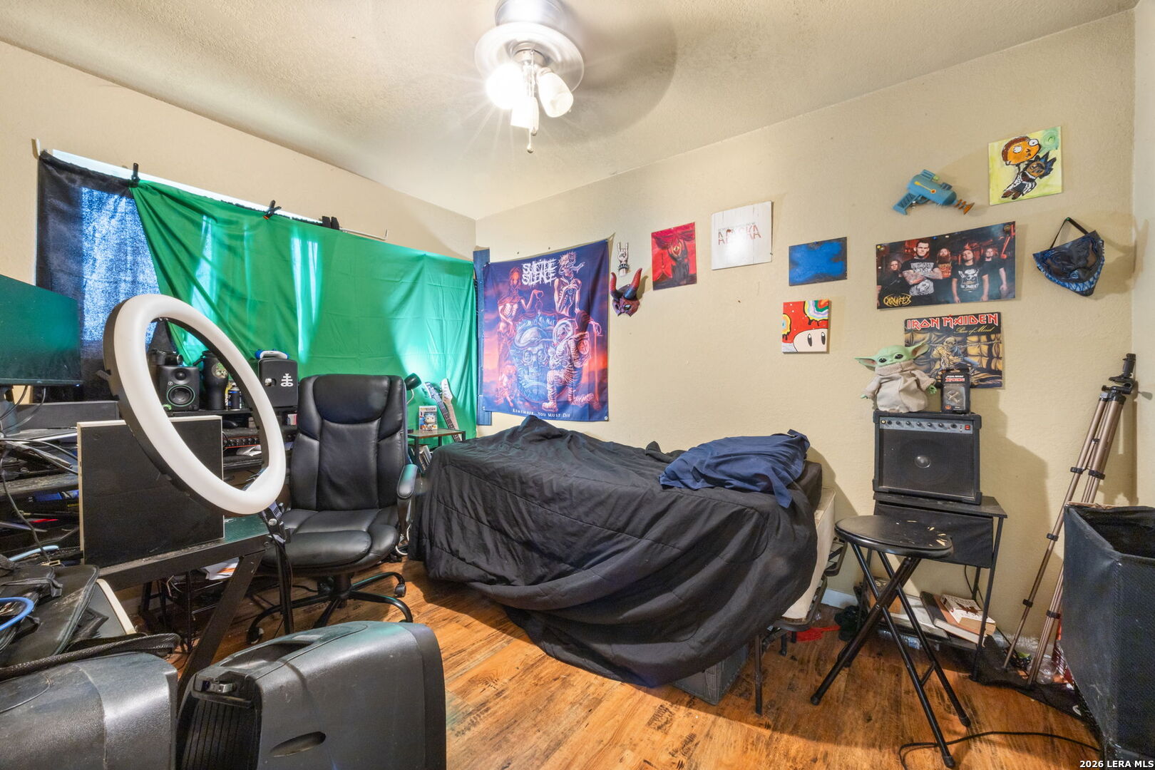 2305 Elaine Dr