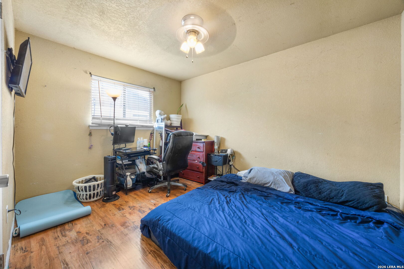 2305 Elaine Dr