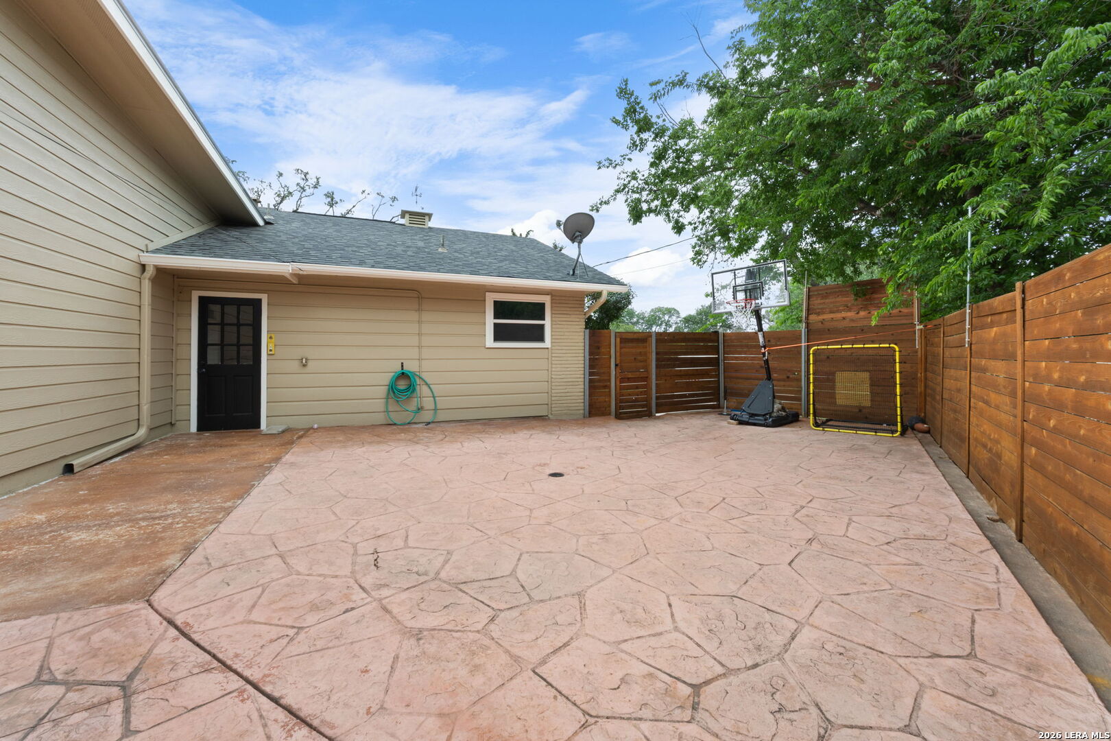 1307 MOUNT VIEJA DR