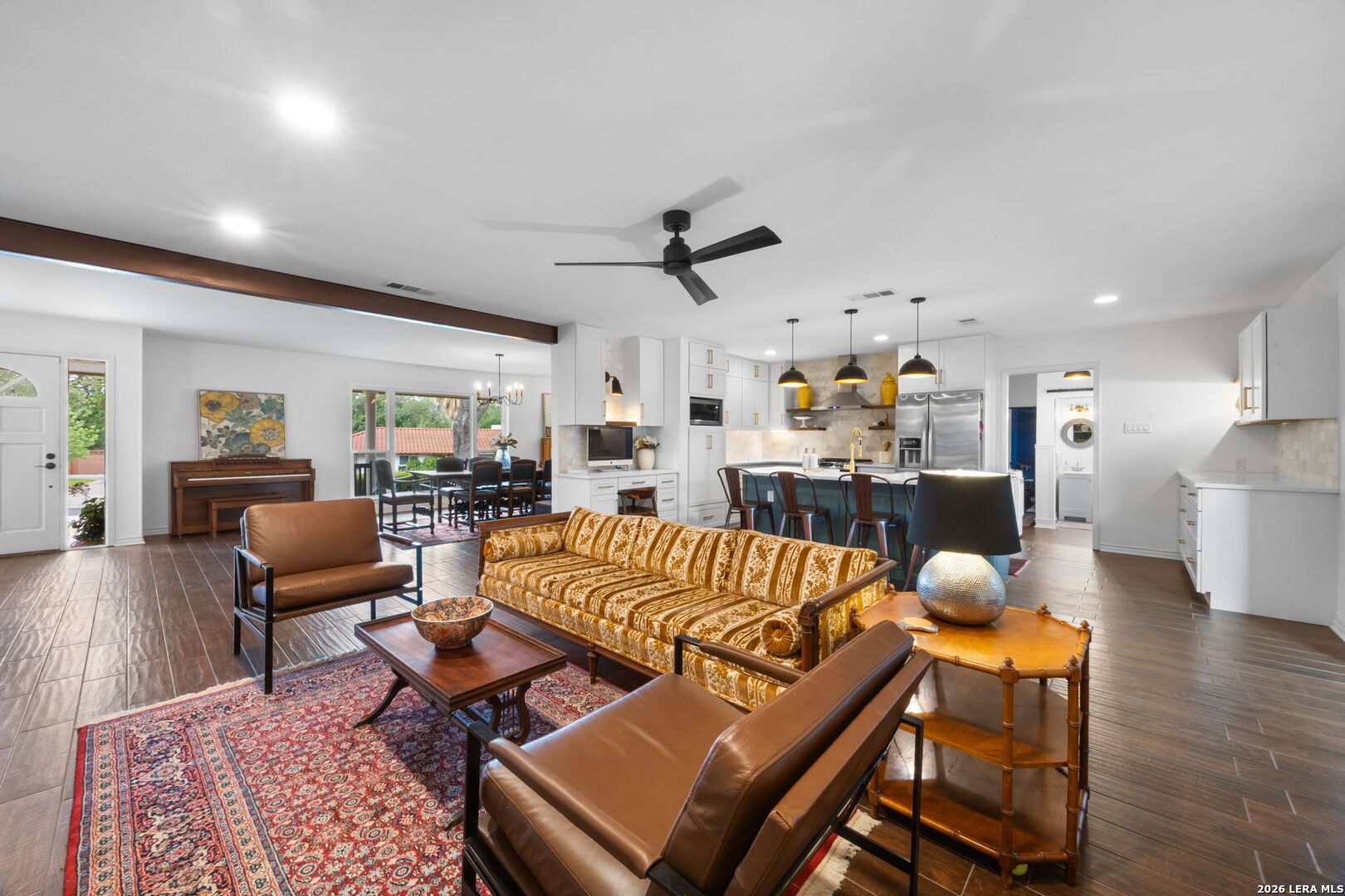 1307 MOUNT VIEJA DR