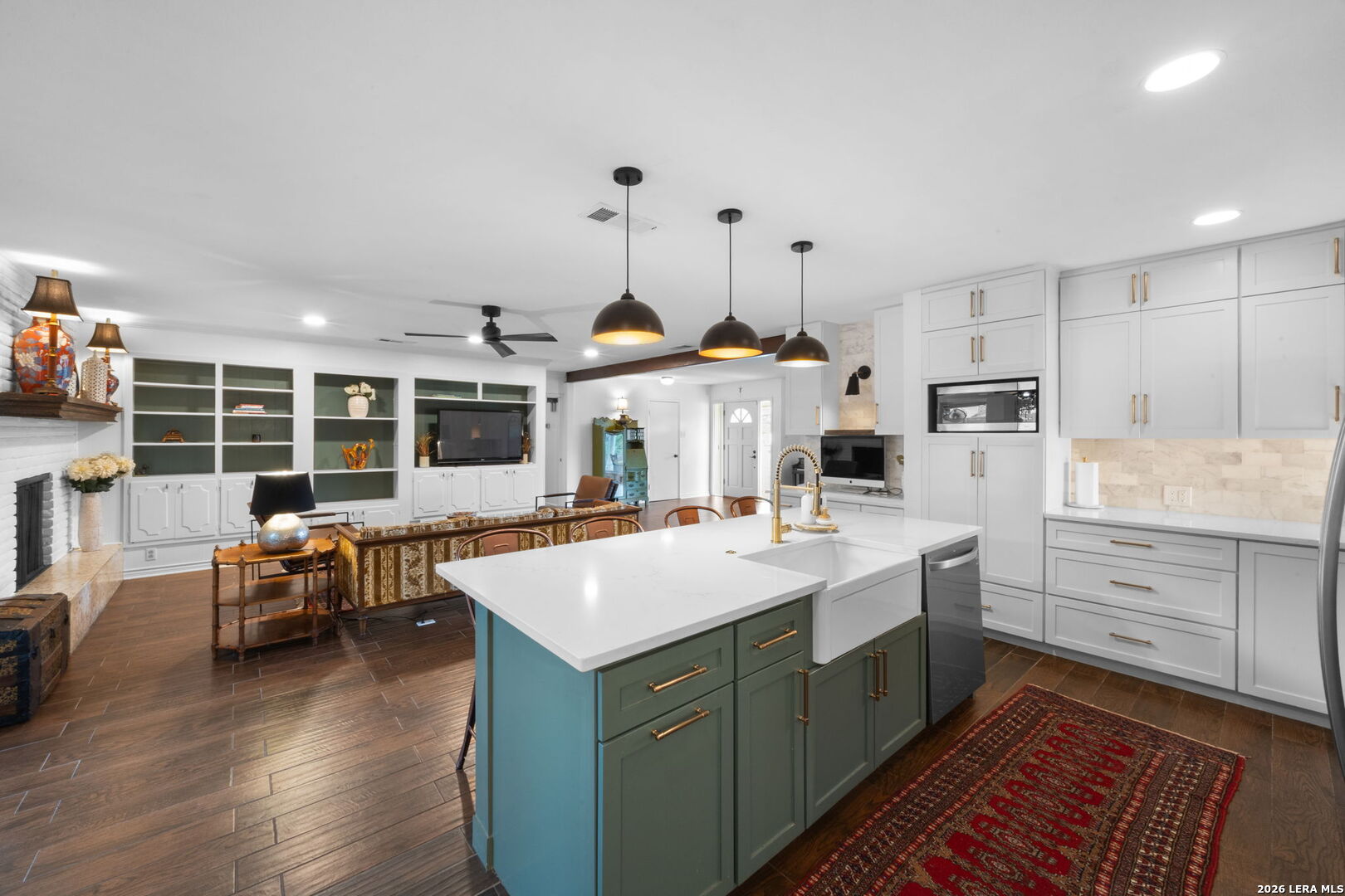 1307 MOUNT VIEJA DR