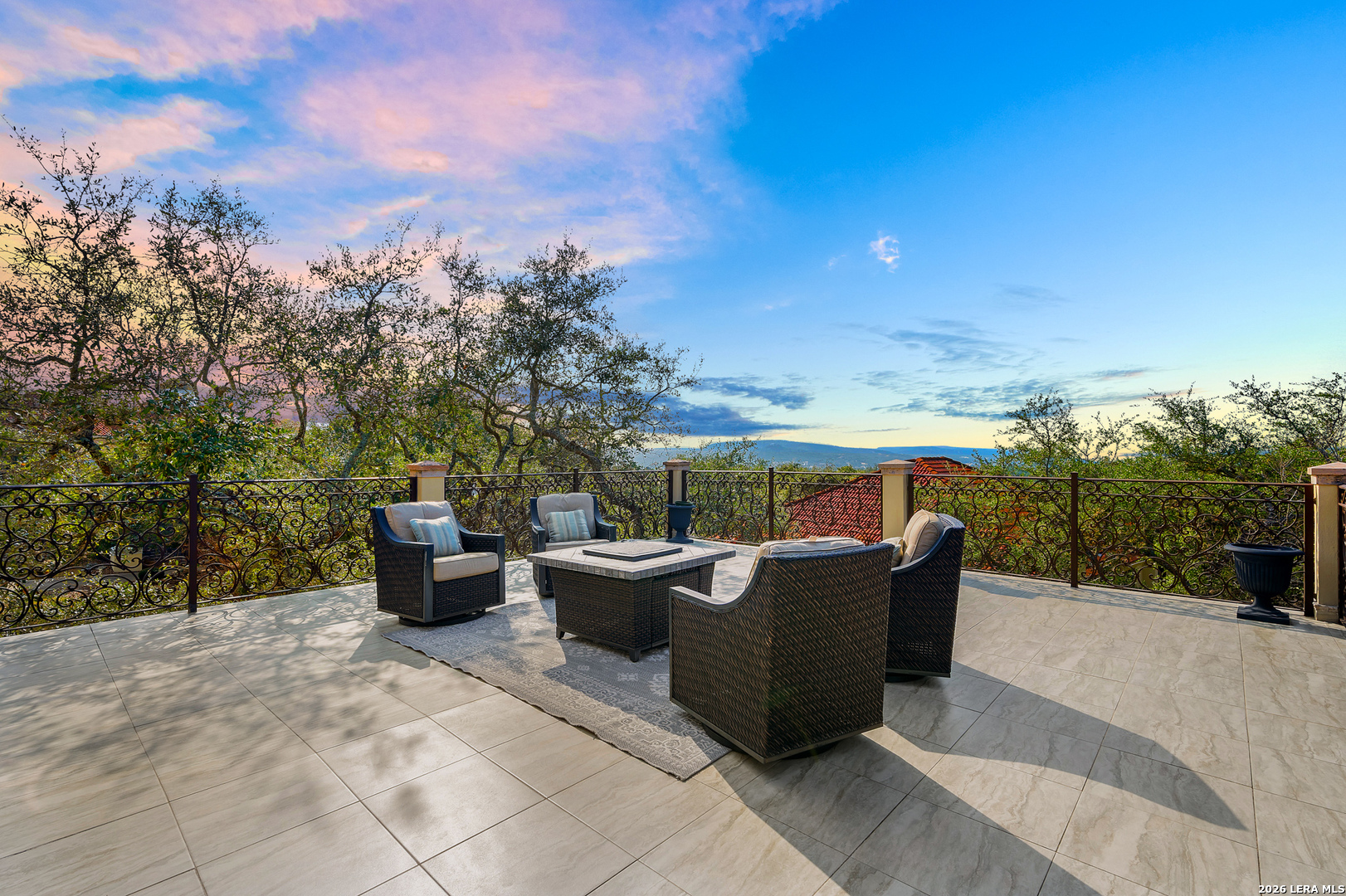 11 Vineyard Dr.