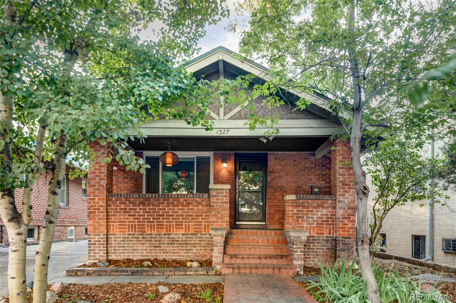 1327 Monroe Street