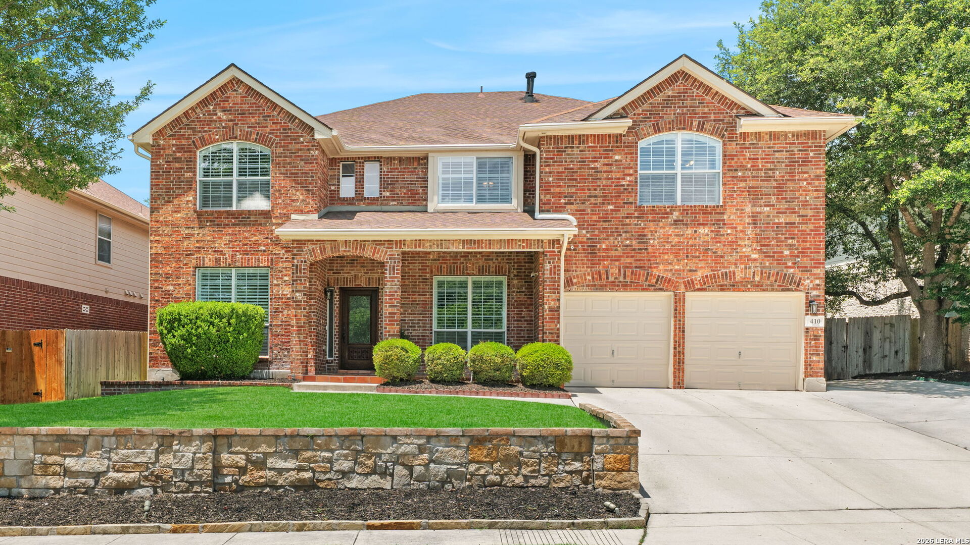 410 Midway Crst