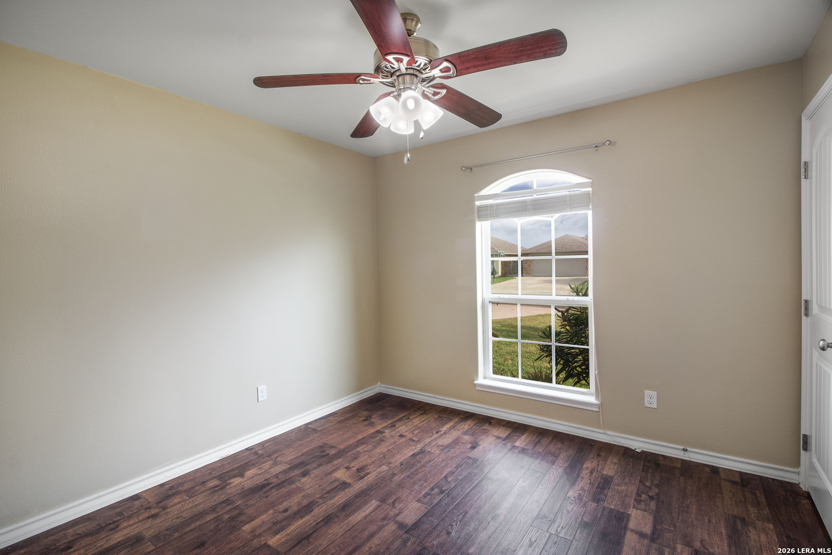 3825 Kangaroo Ct