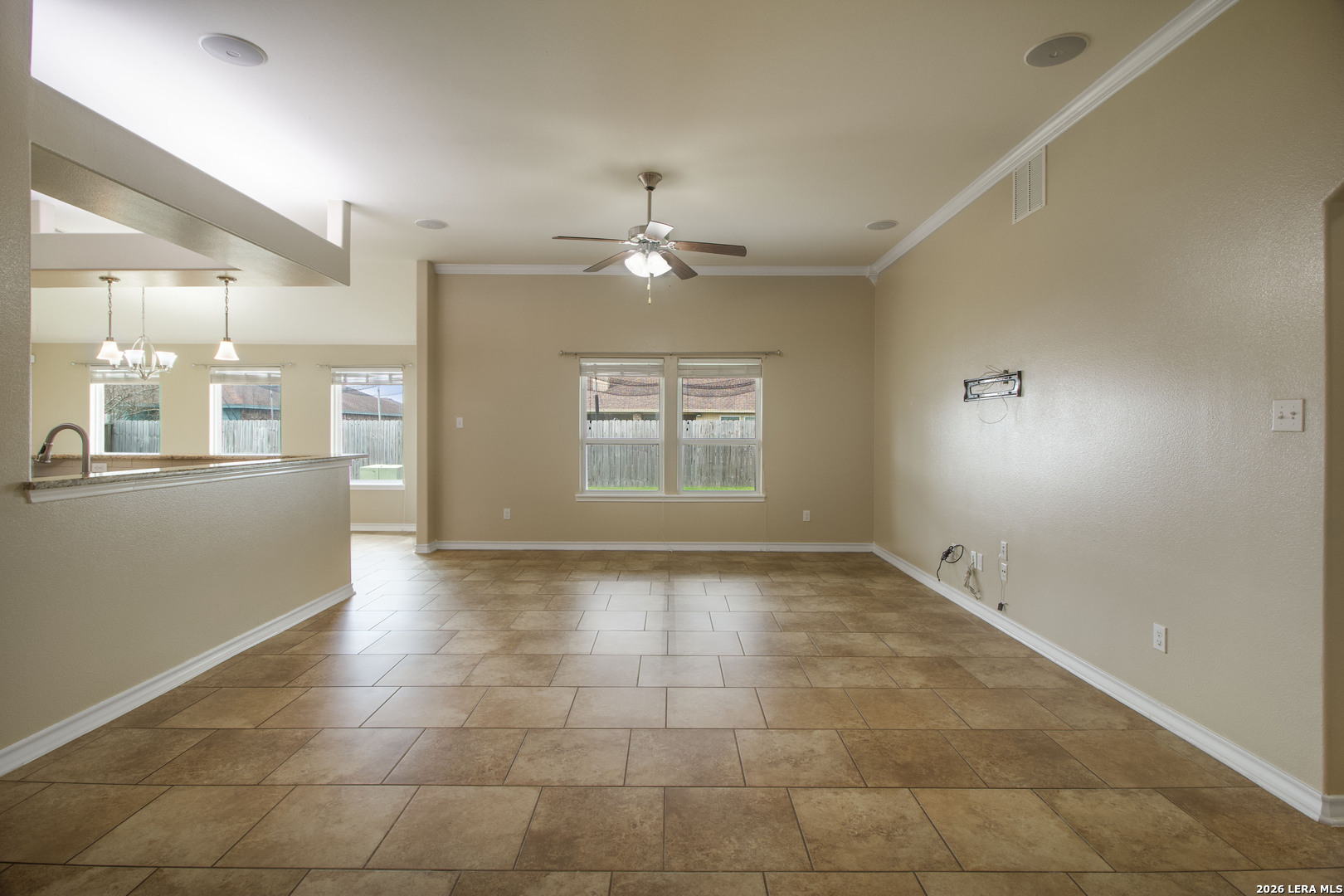 3825 Kangaroo Ct