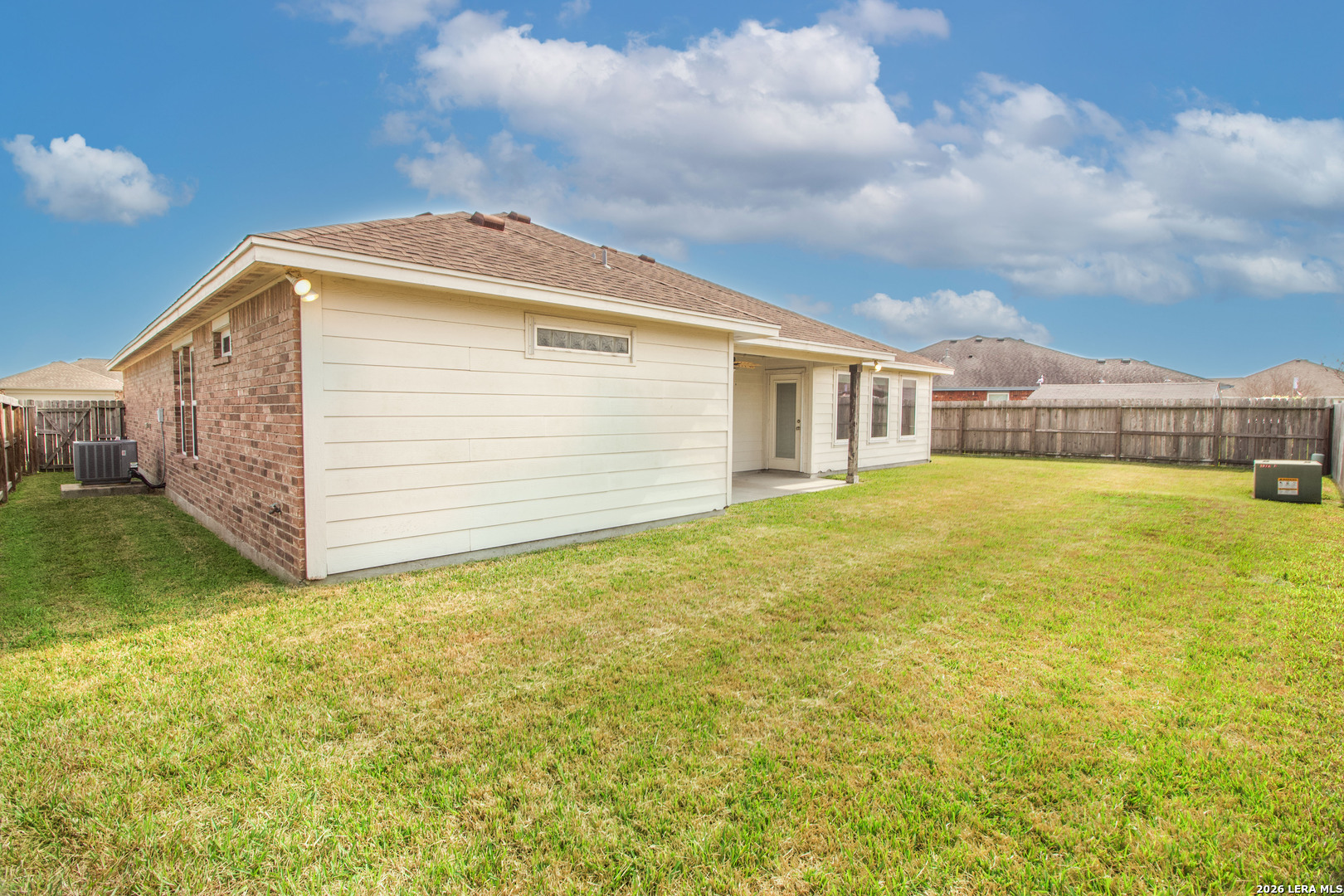 3825 Kangaroo Ct