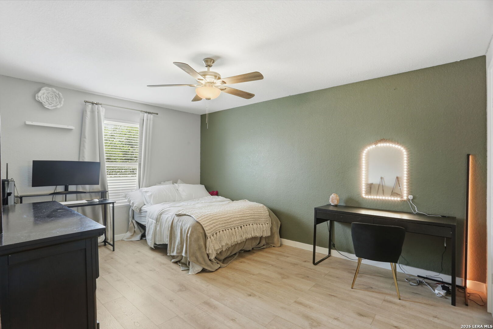 10358 Royal Est