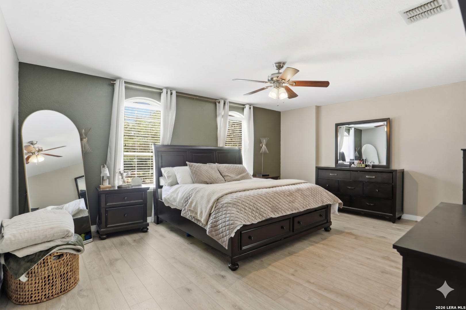 10358 Royal Est