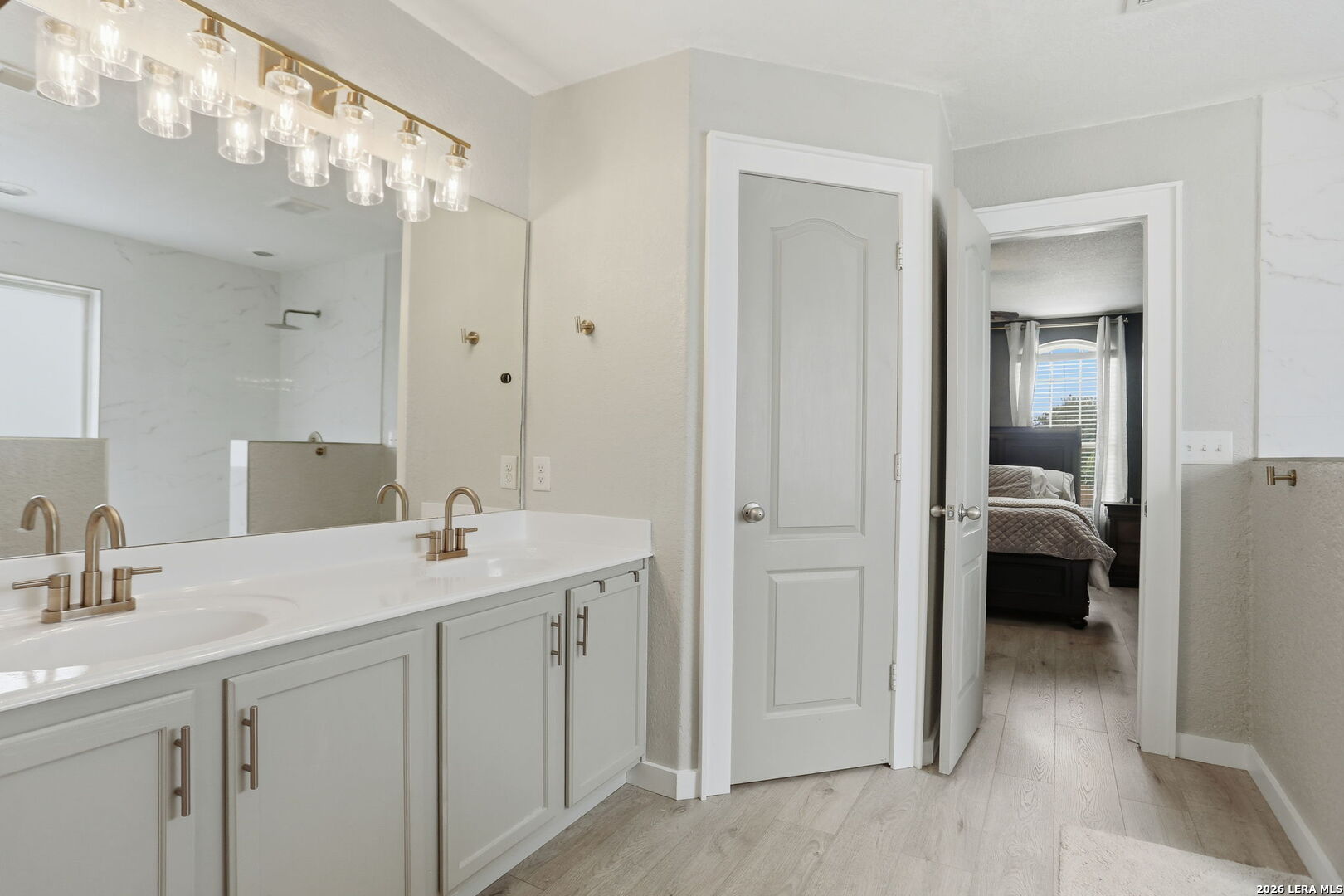 10358 Royal Est