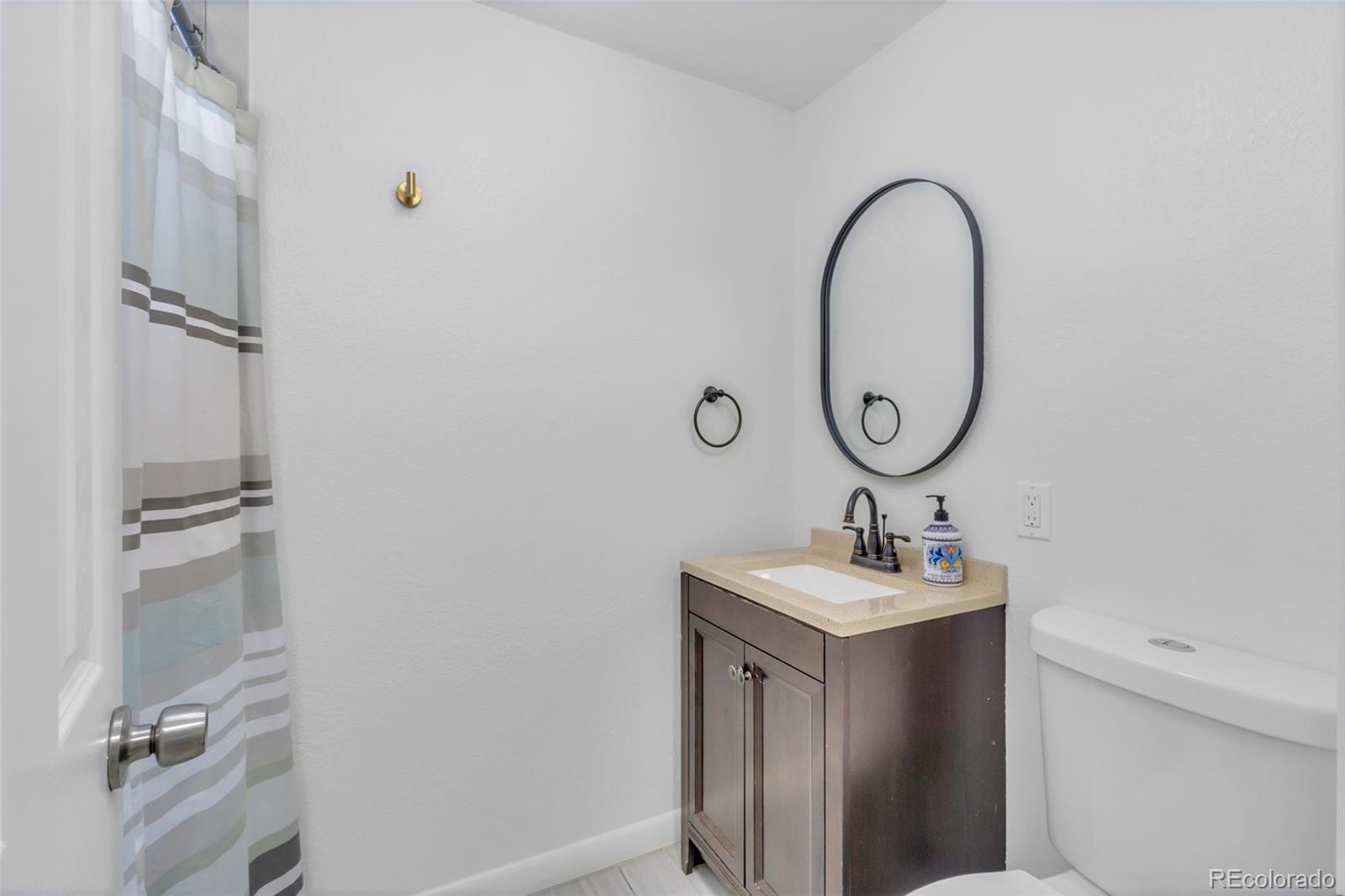 3112 W Layton Avenue