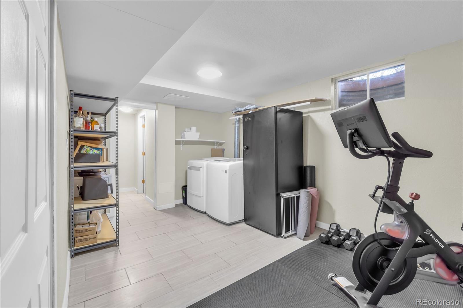 3112 W Layton Avenue