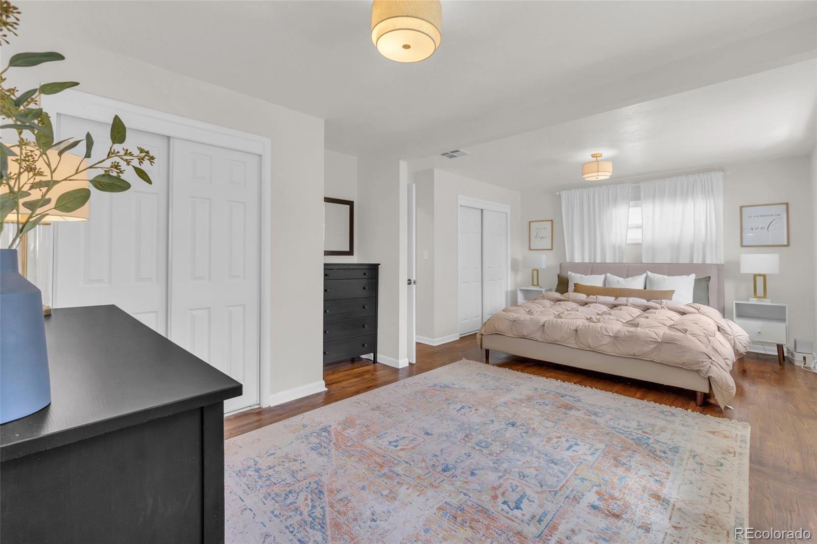 3112 W Layton Avenue
