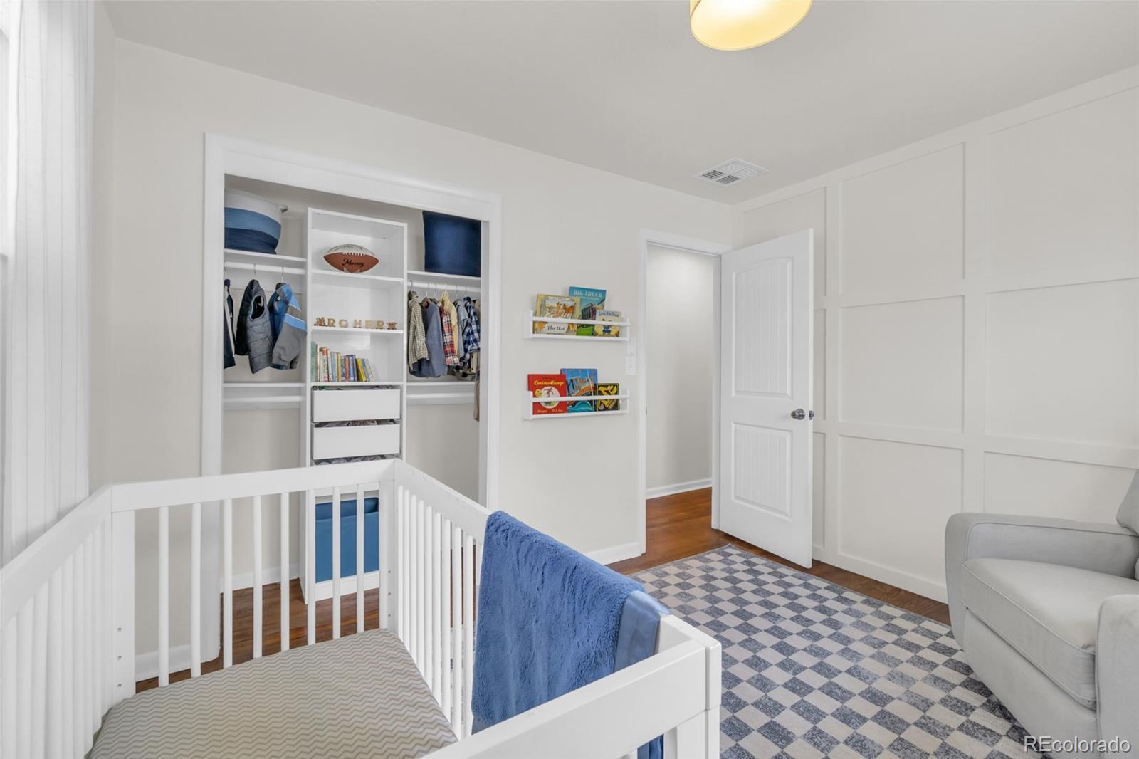 3112 W Layton Avenue