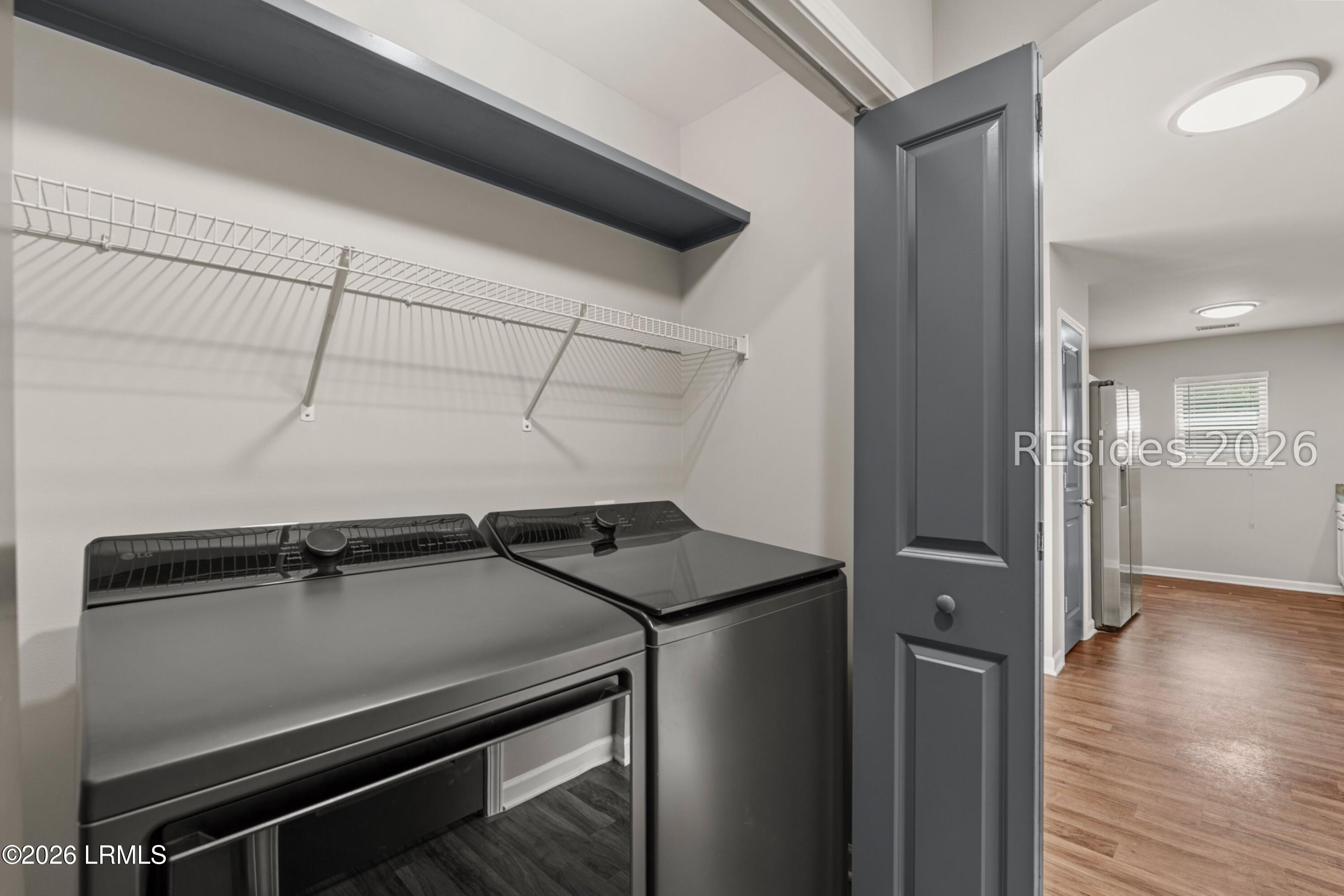 28 E Park Loop