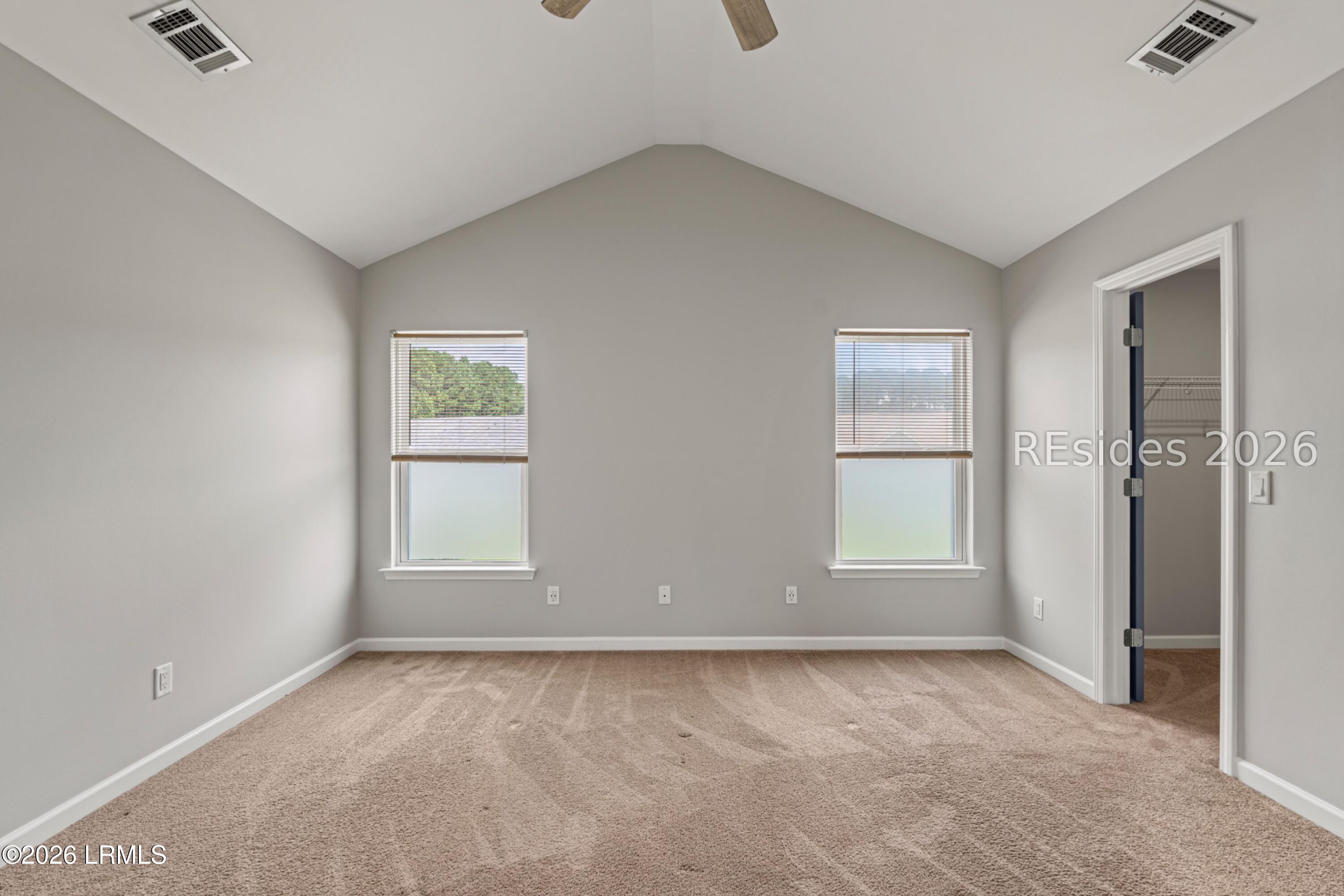 28 E Park Loop