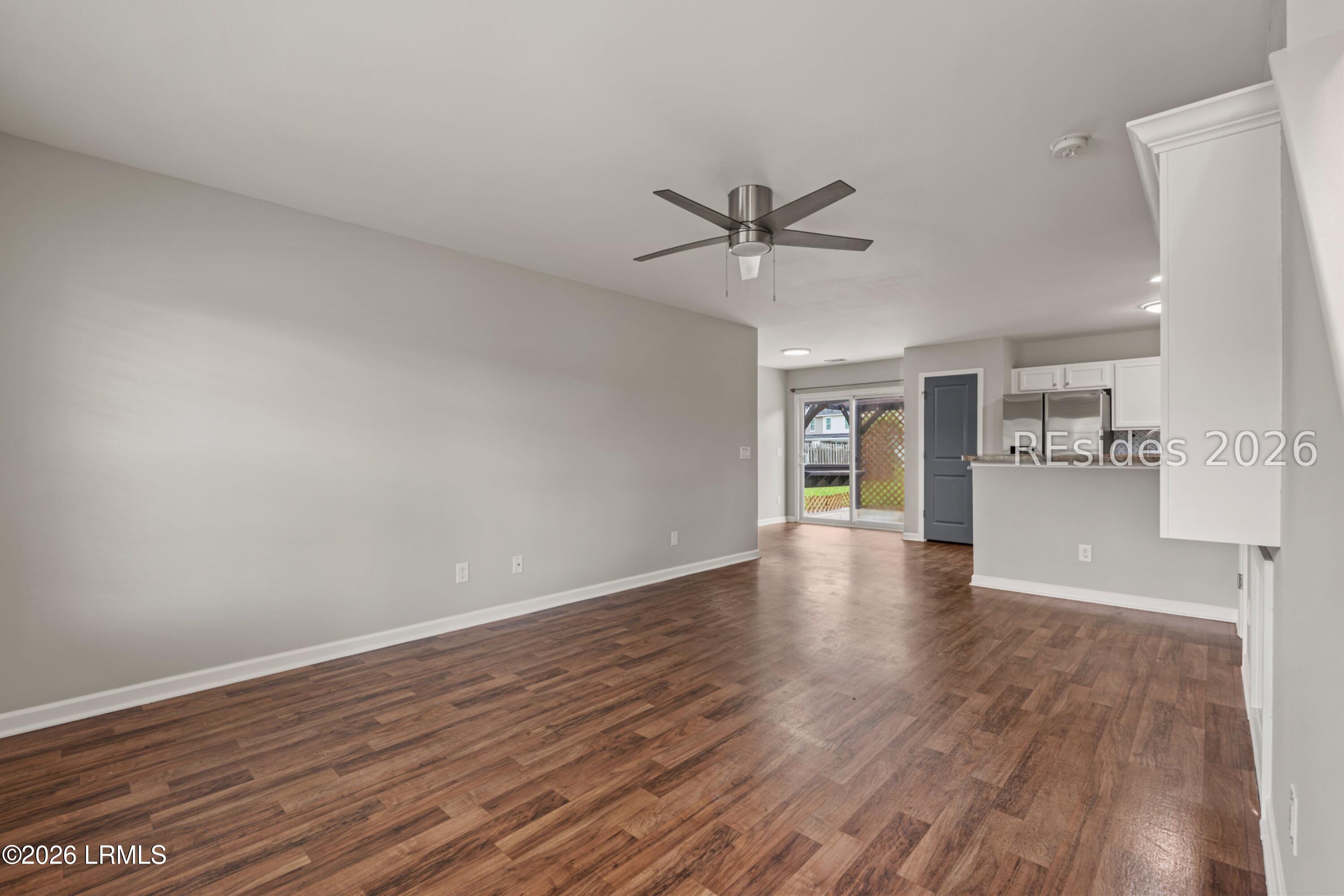 28 E Park Loop