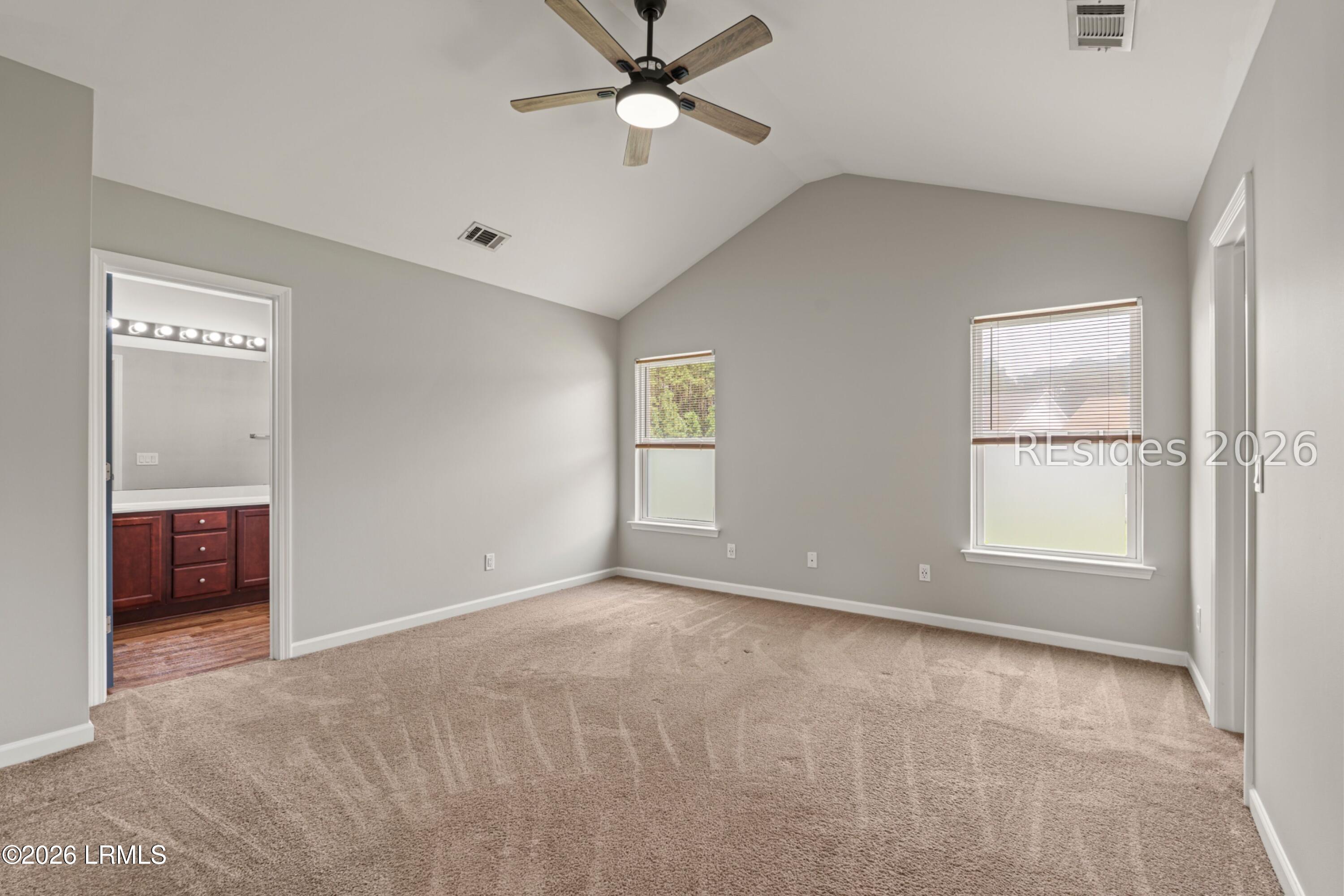28 E Park Loop
