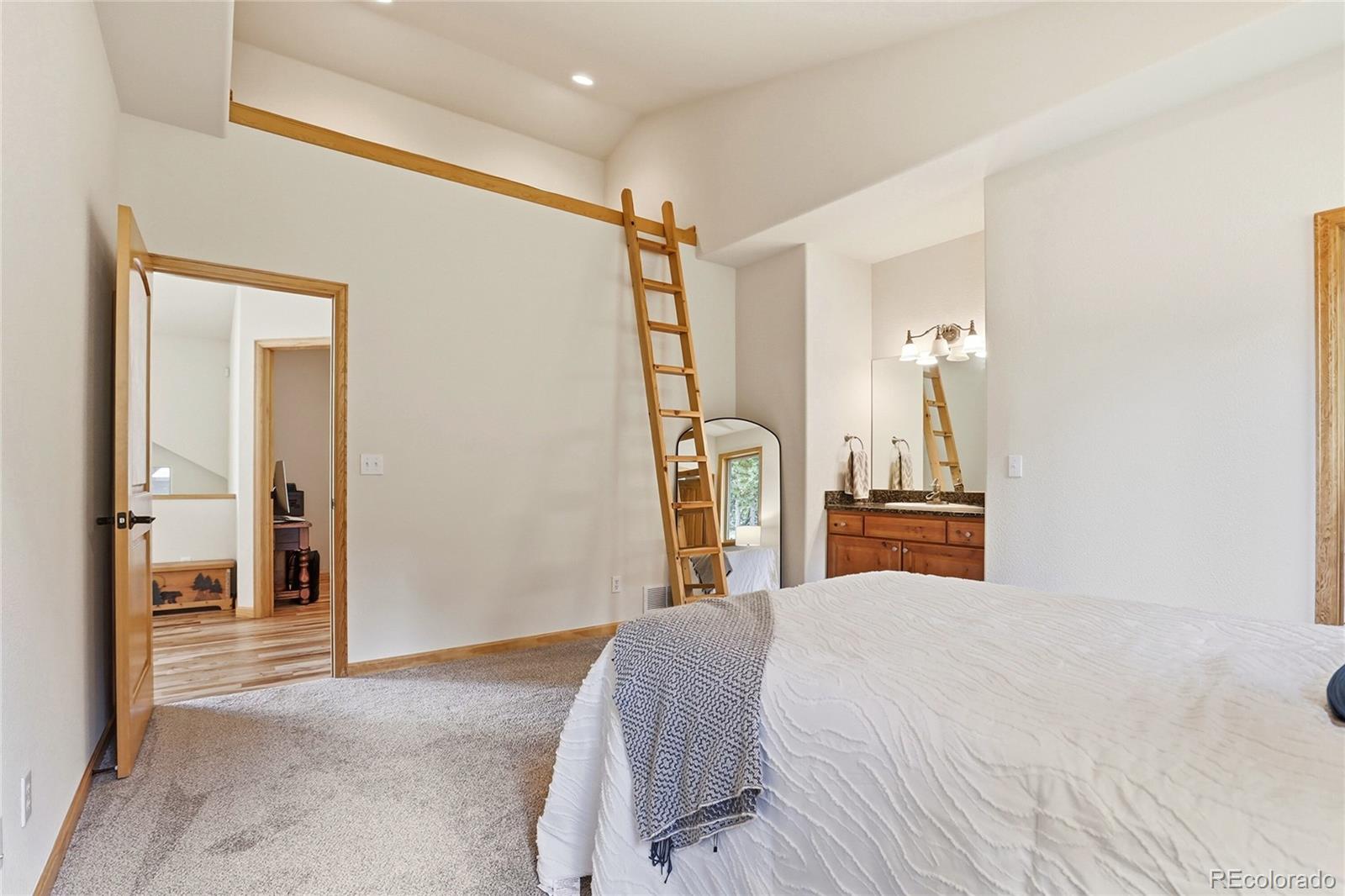 31735 Kiva Lane