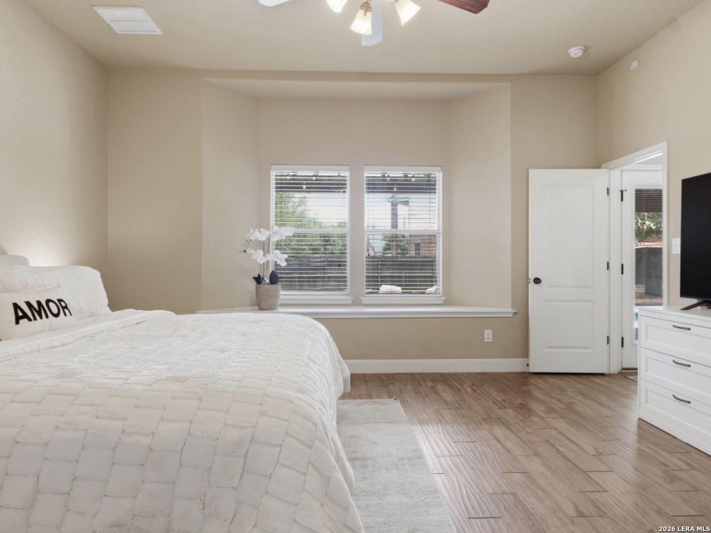 5503 Waldon Walk