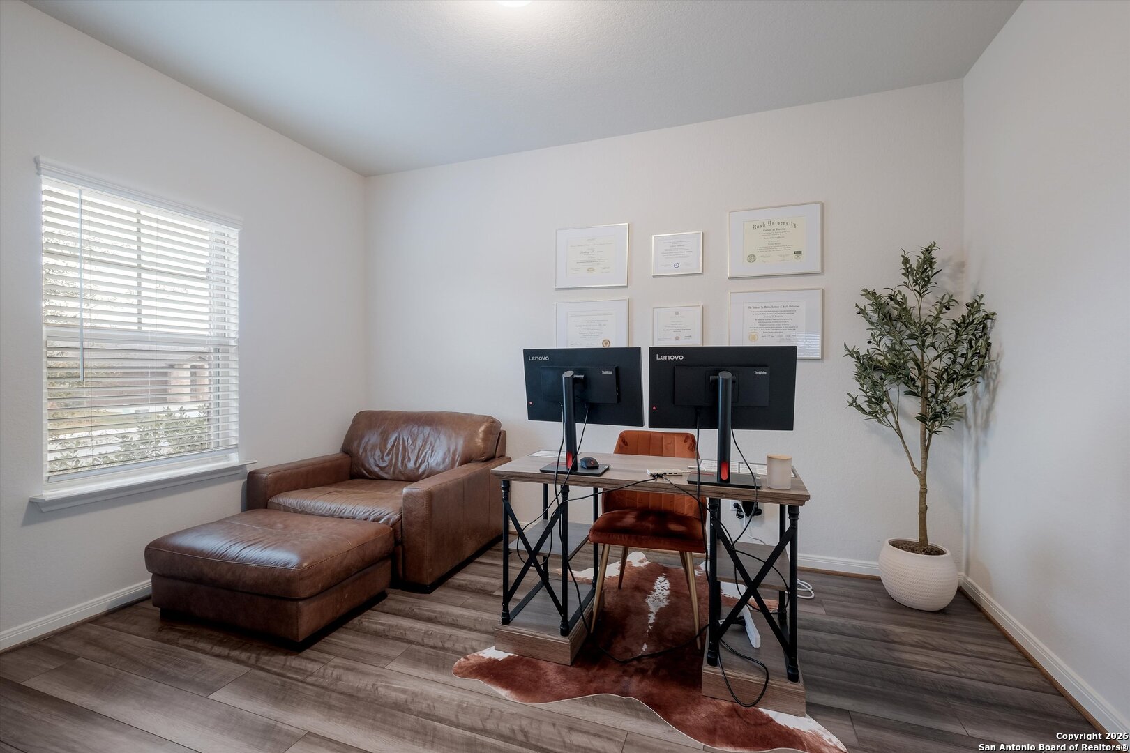 10227 Amaryllis Way