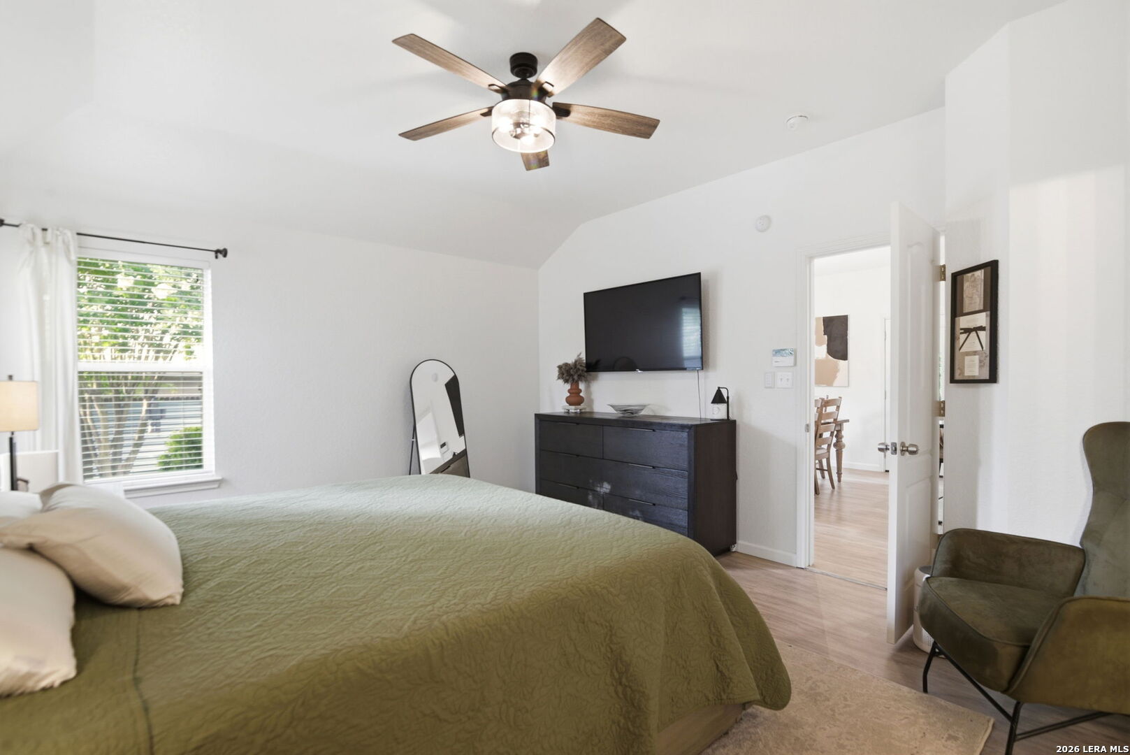 516 THOREAU TRL