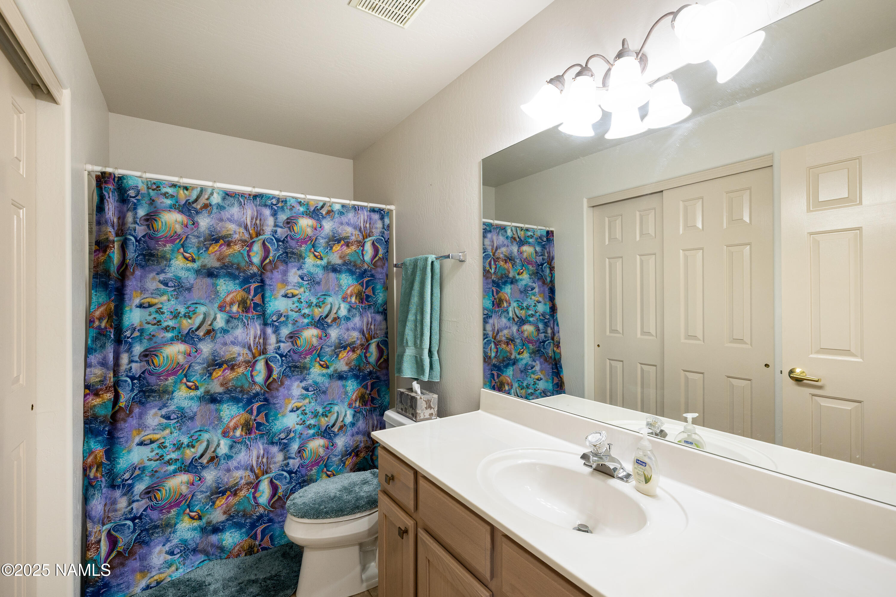 5962 E Mountain Oaks Drive