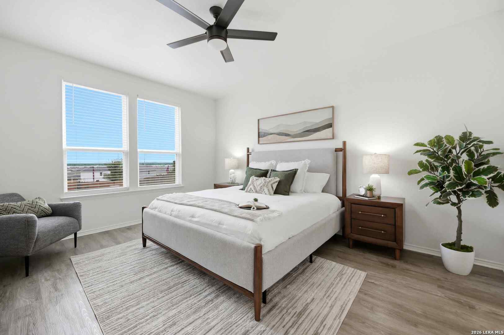 10318 McQueeney