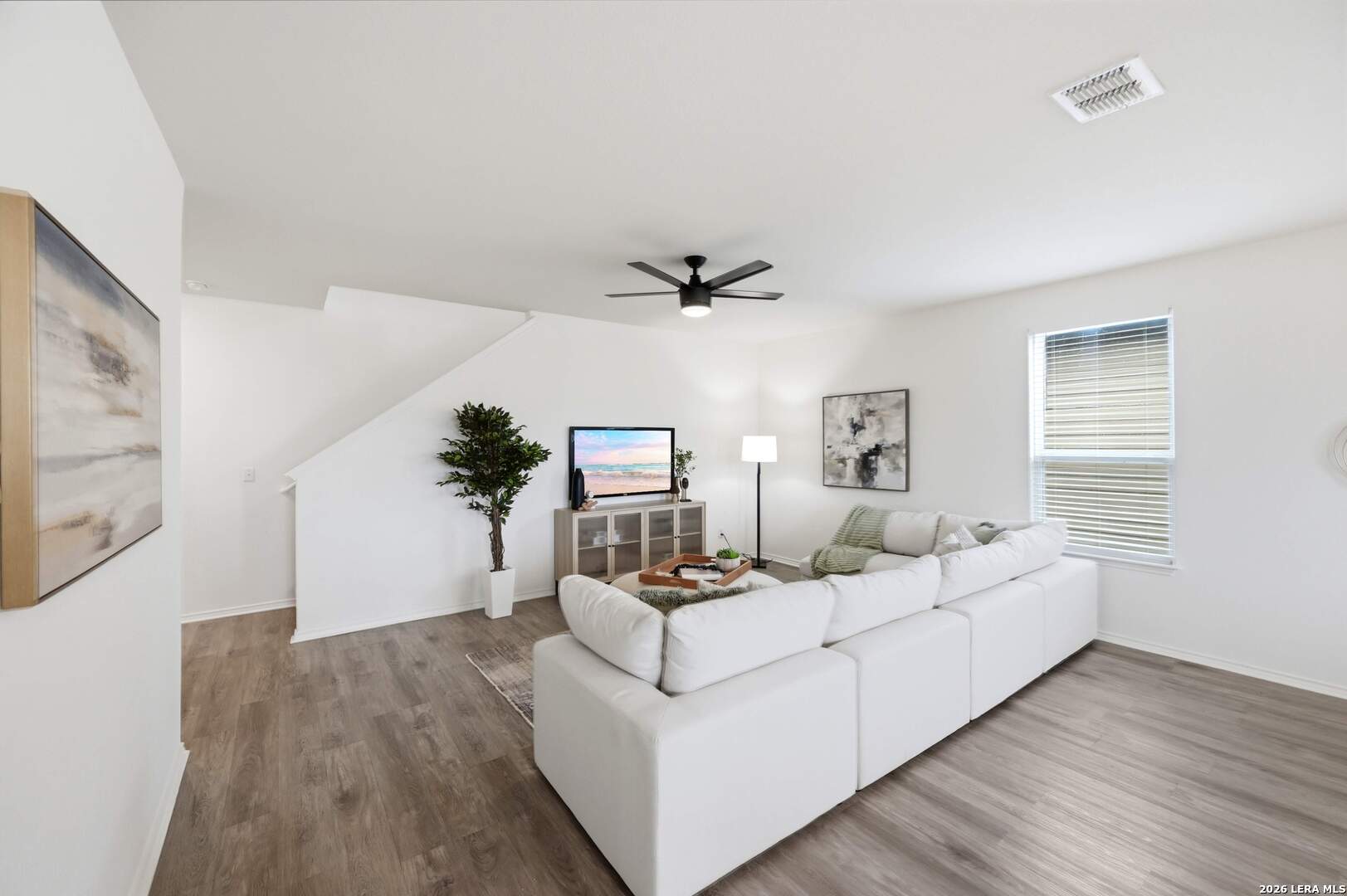 10318 McQueeney