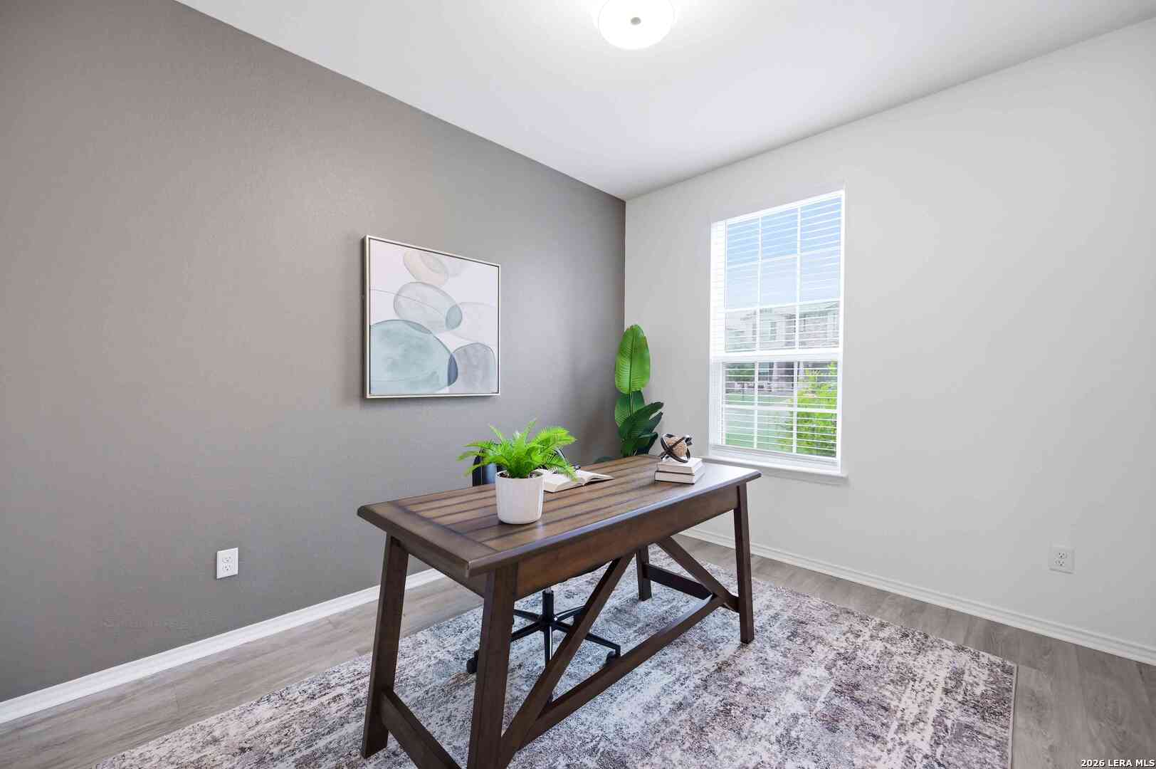 10318 McQueeney