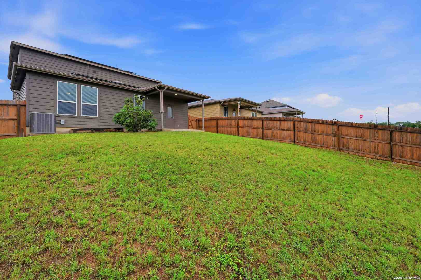10318 McQueeney