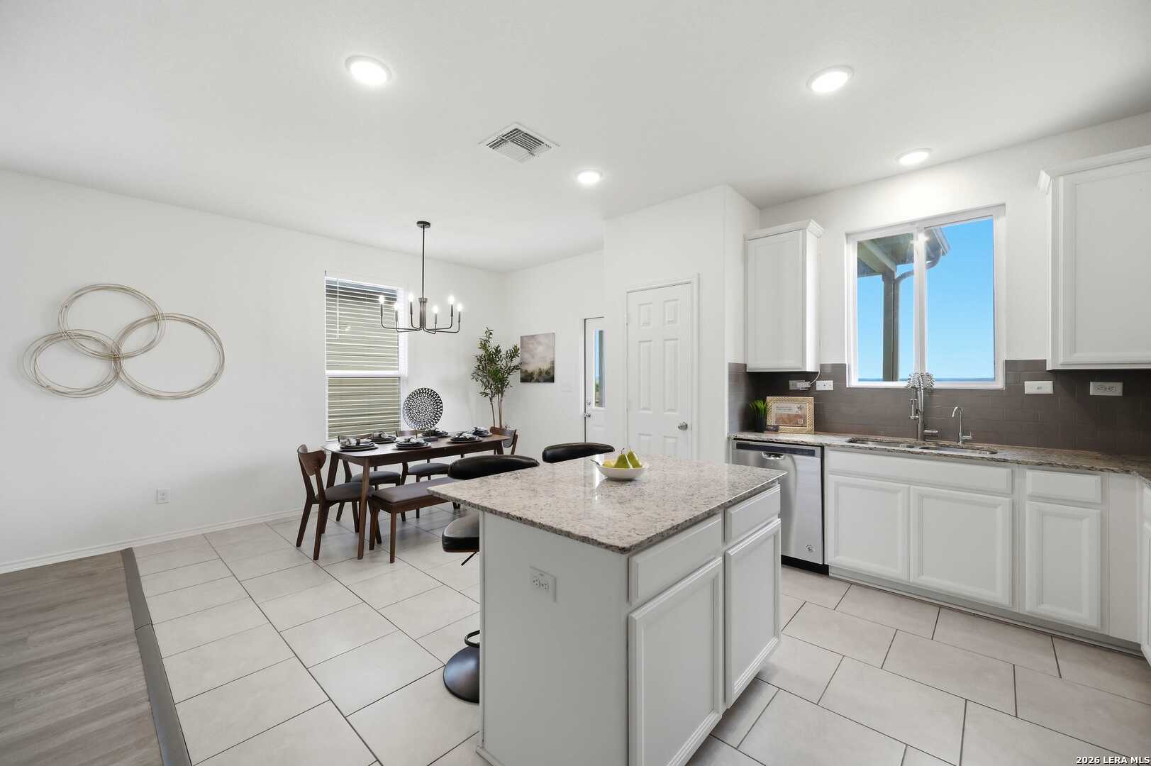10318 McQueeney