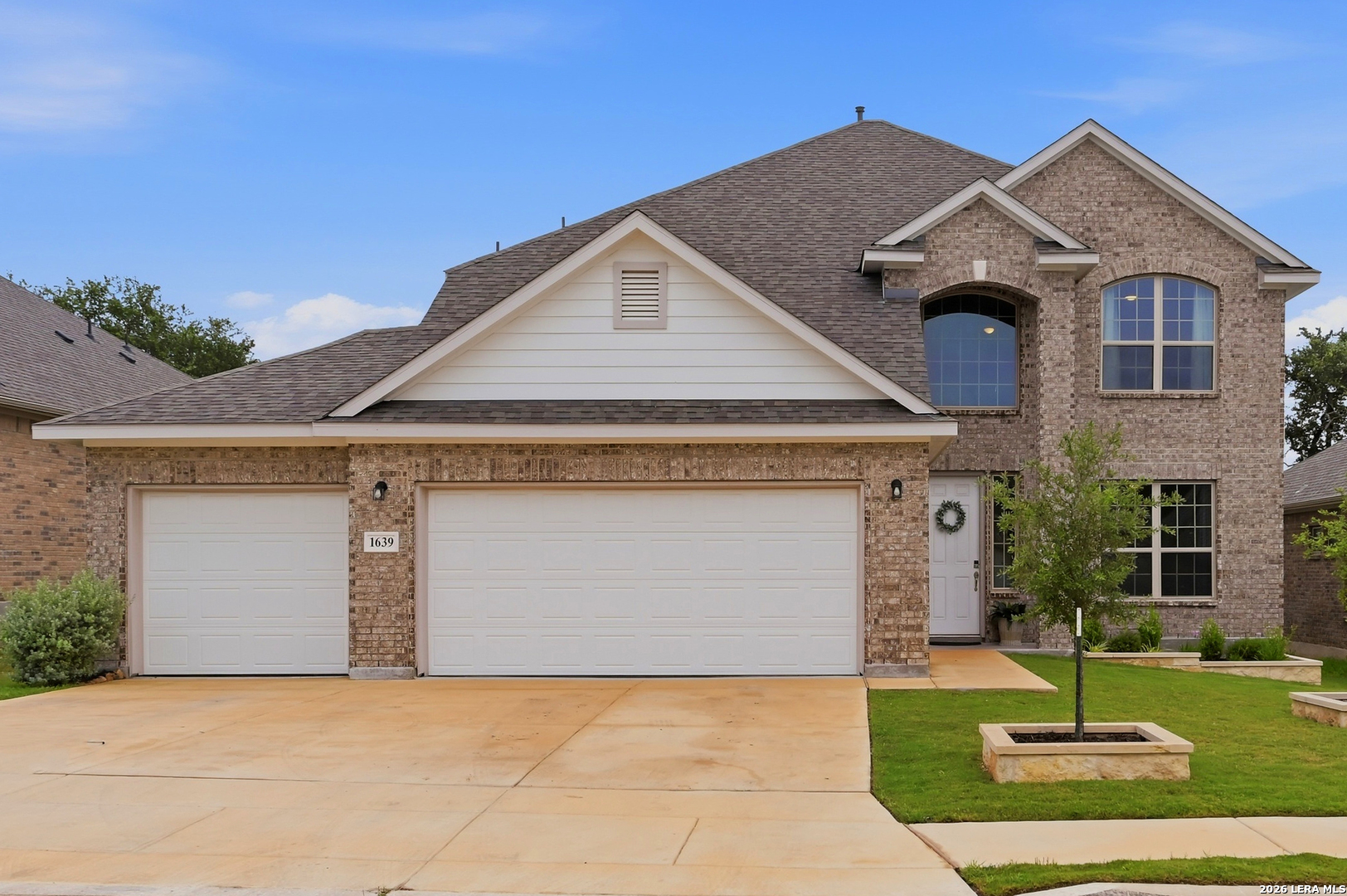 1639 Dunvegan Park