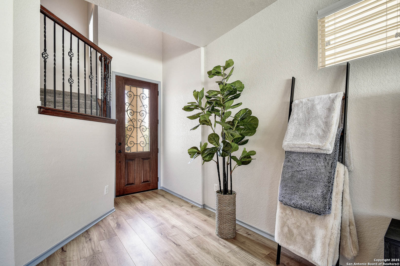 1407 Nicholas Manor