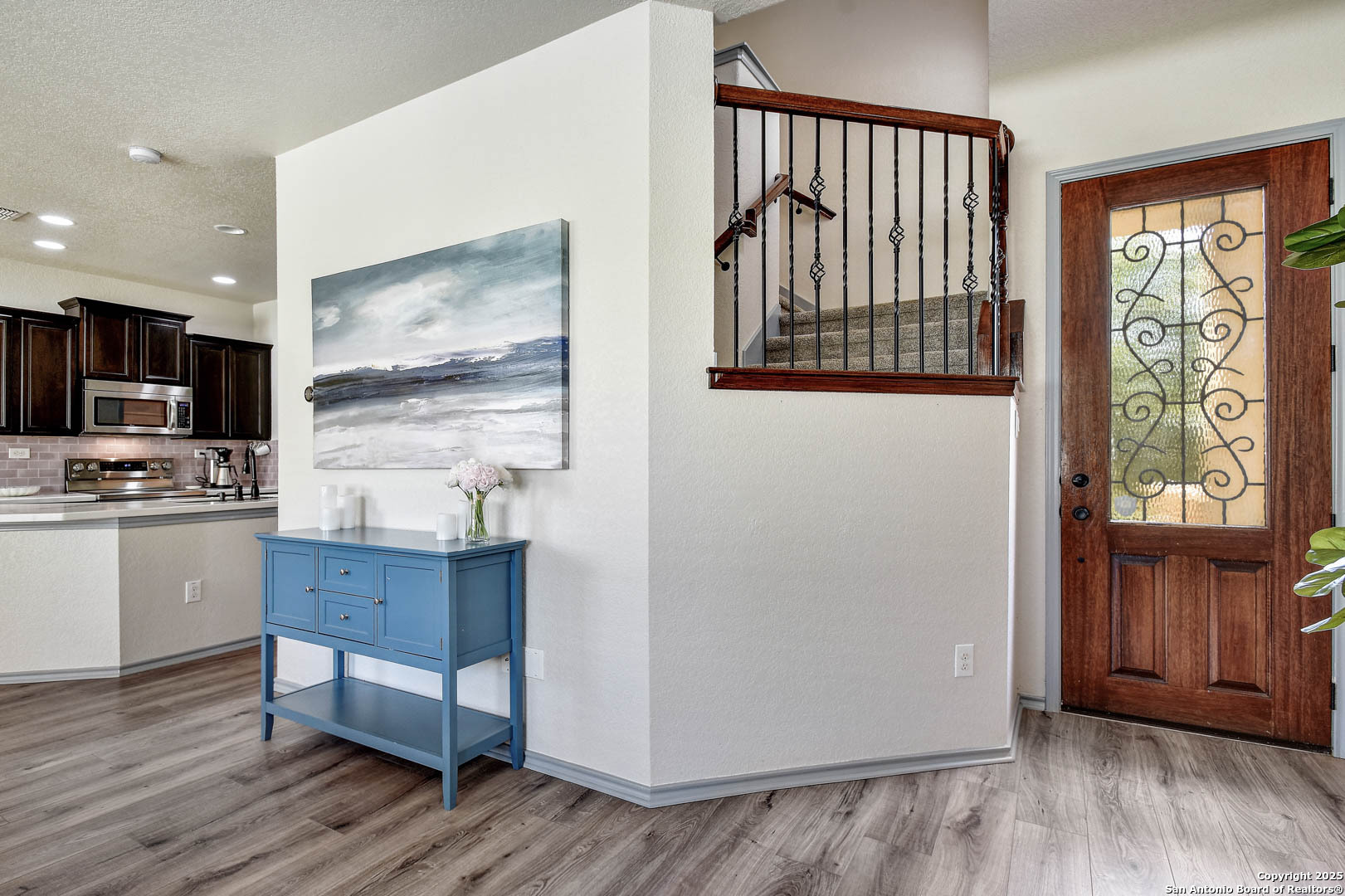 1407 Nicholas Manor