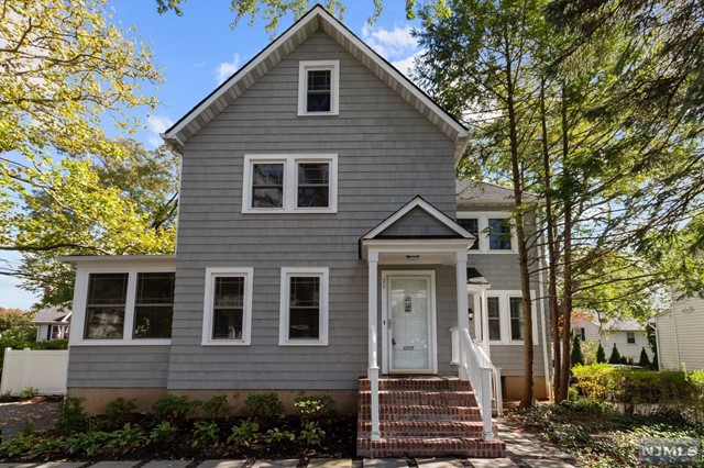 26 Glenside Avenue