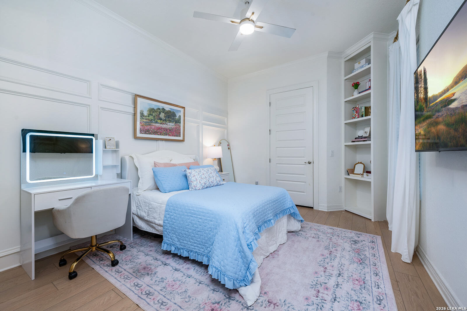 1626 Buttonwood