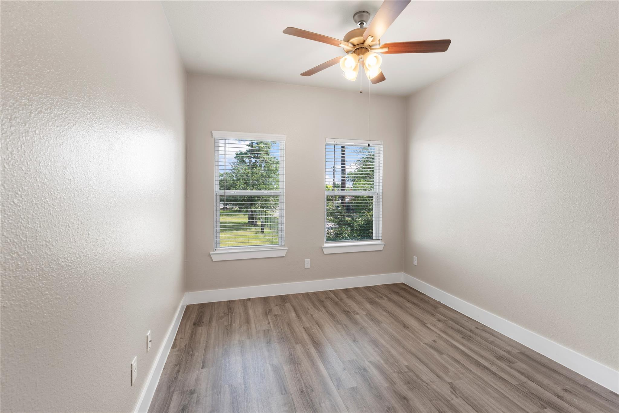 7703 Rainbow Close Lane