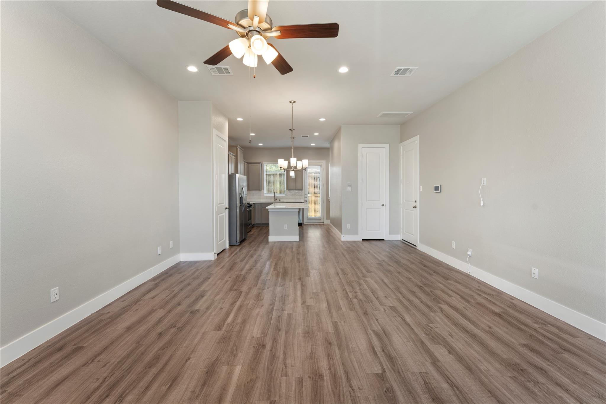 7703 Rainbow Close Lane
