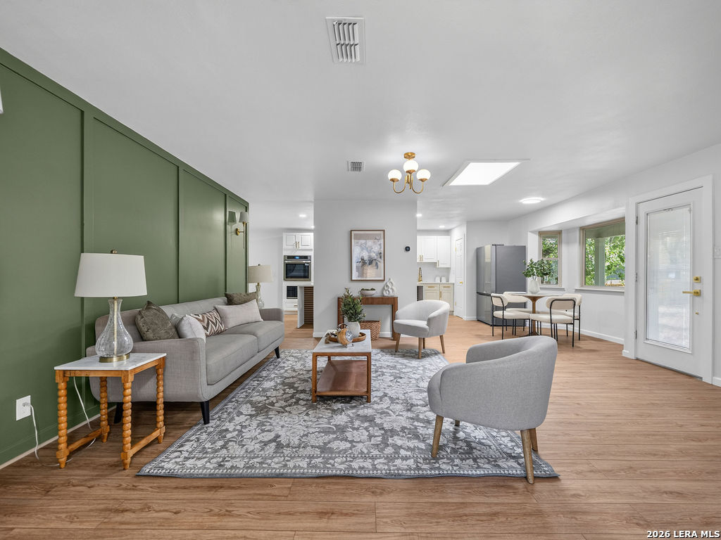 301 Sagecrest Dr